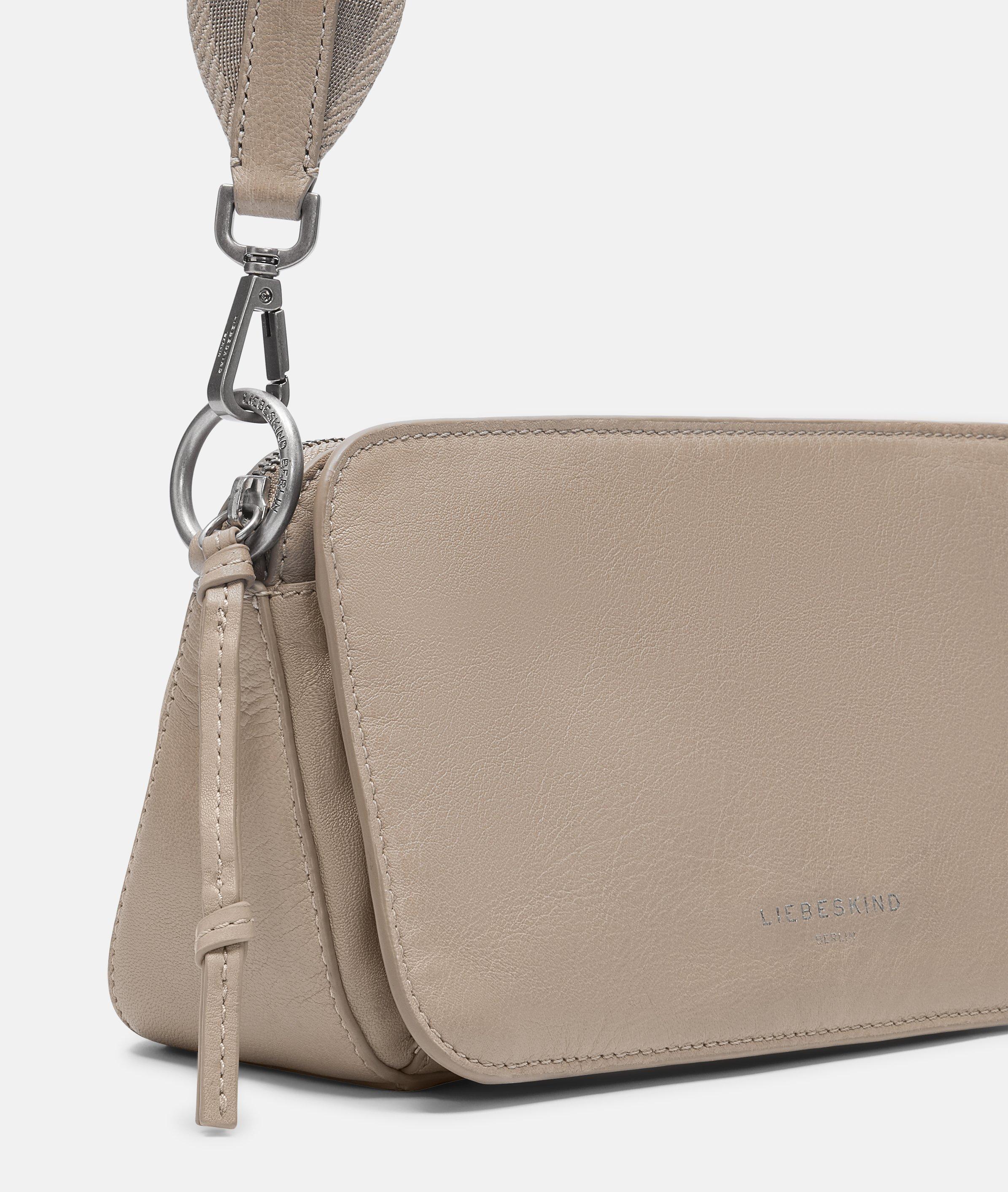LIEBESKIND BERLIN Clarice Crossbody M