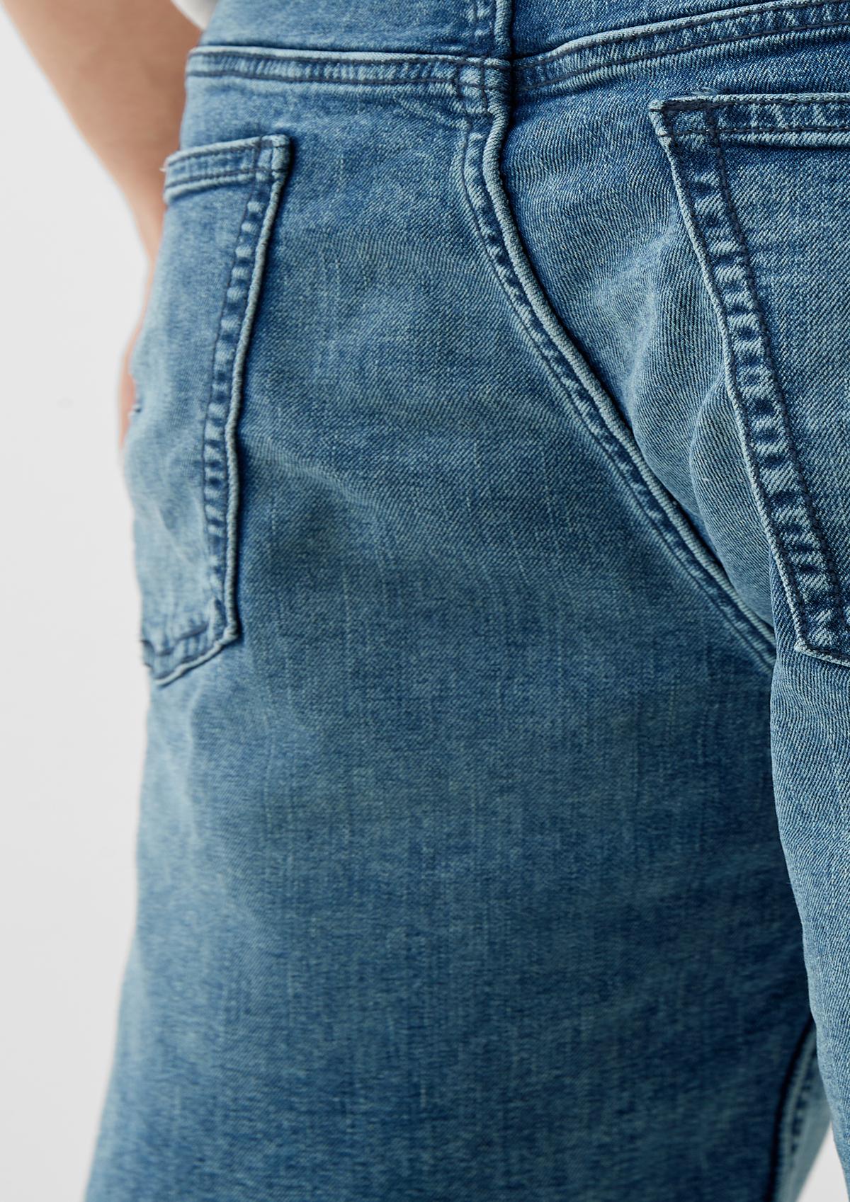 s.Oliver Slim: džínsy s piatimi vreckami