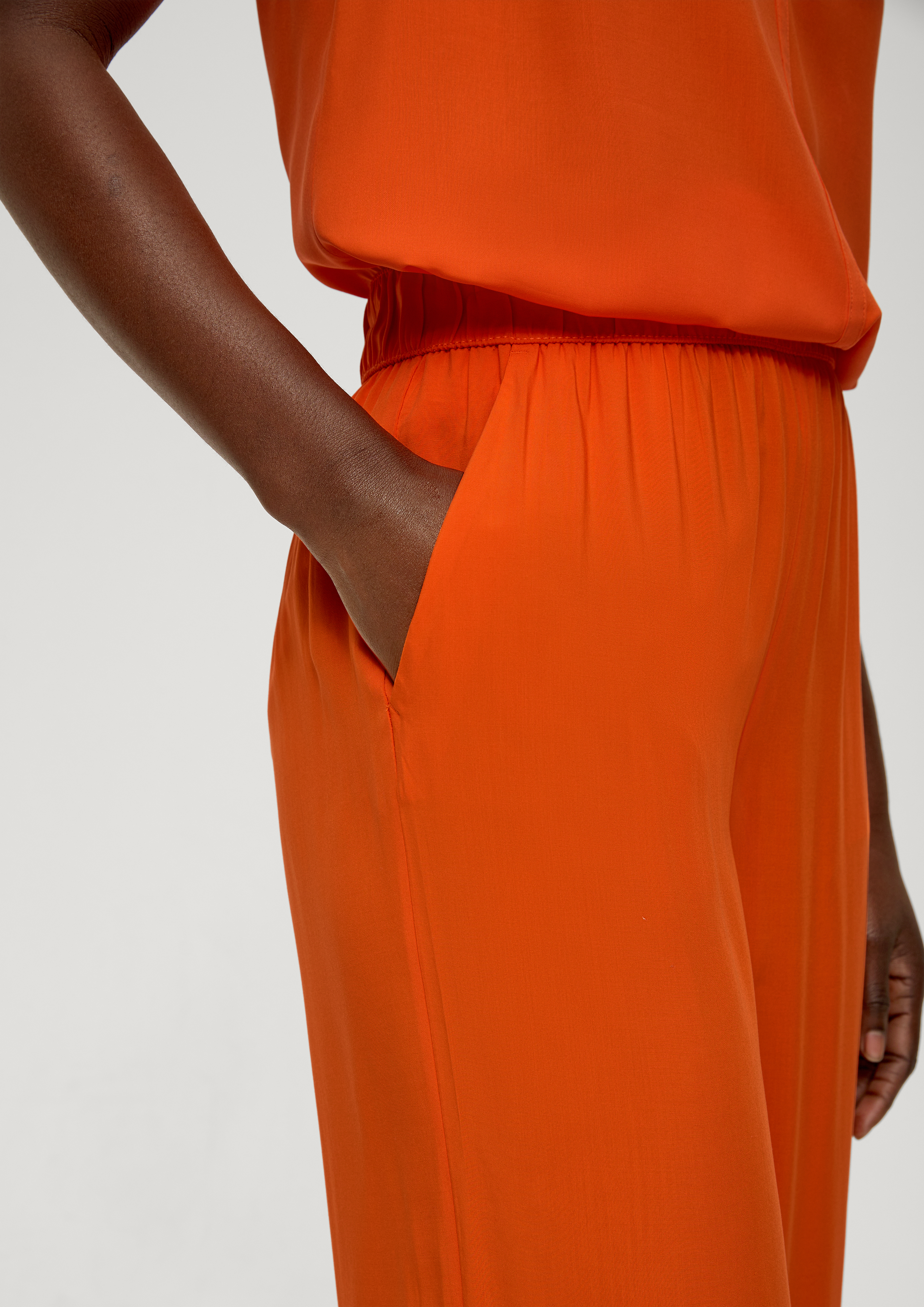 relaxed-hose-aus-viskose-dunkelorange-s-oliver