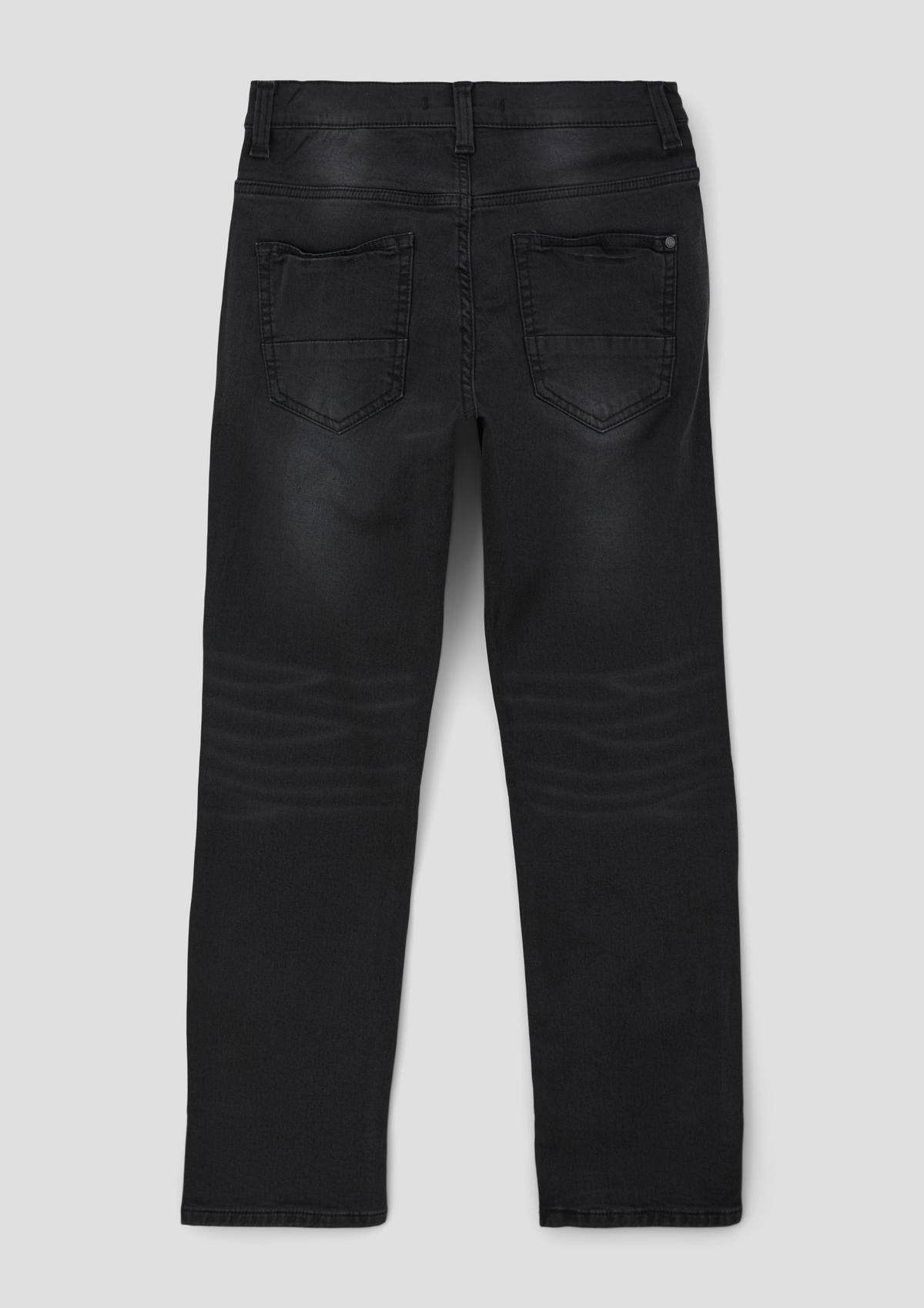 s.Oliver Jeans hlače Pete / kroj Regular Fit/ Mid Rise / ravne hlačnice