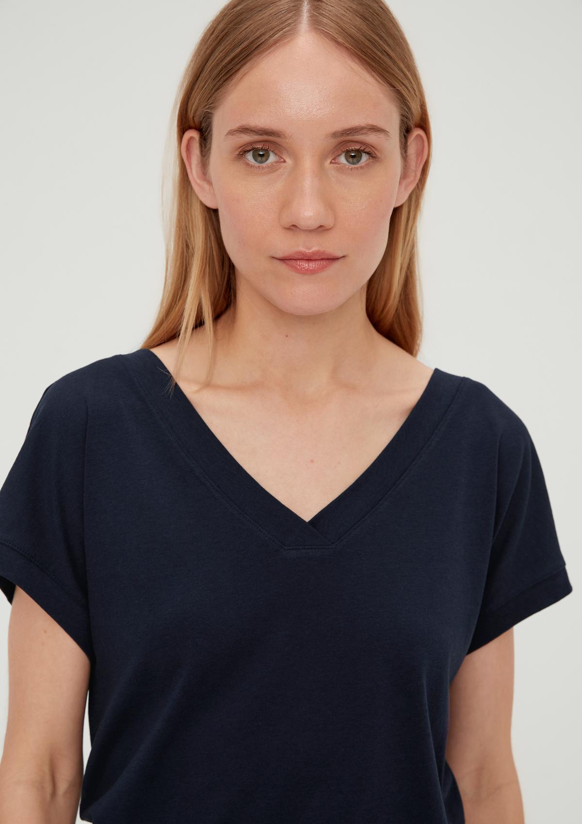 s.Oliver T-shirt with a back detail