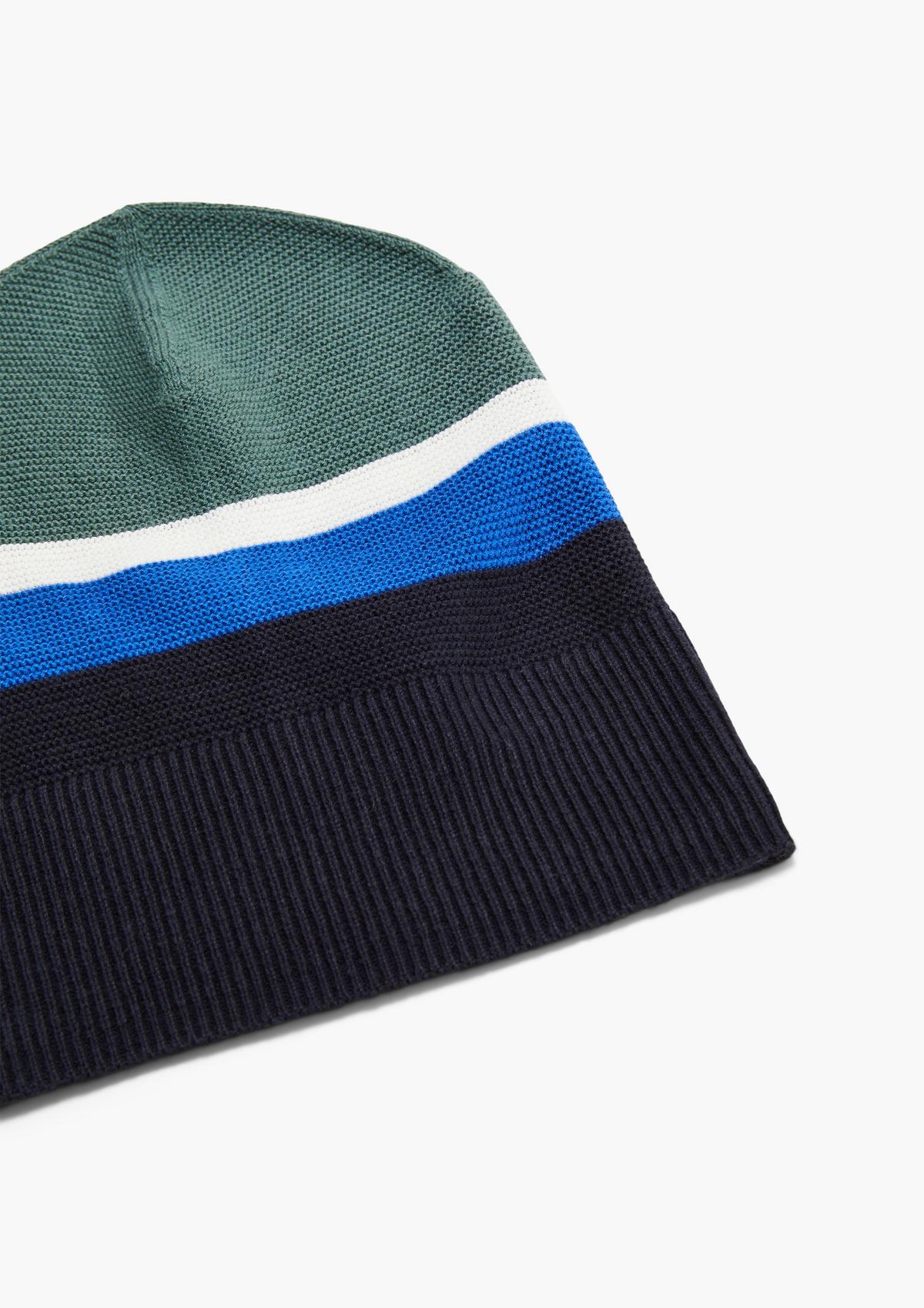 s.Oliver Fine knit beanie in a cotton blend
