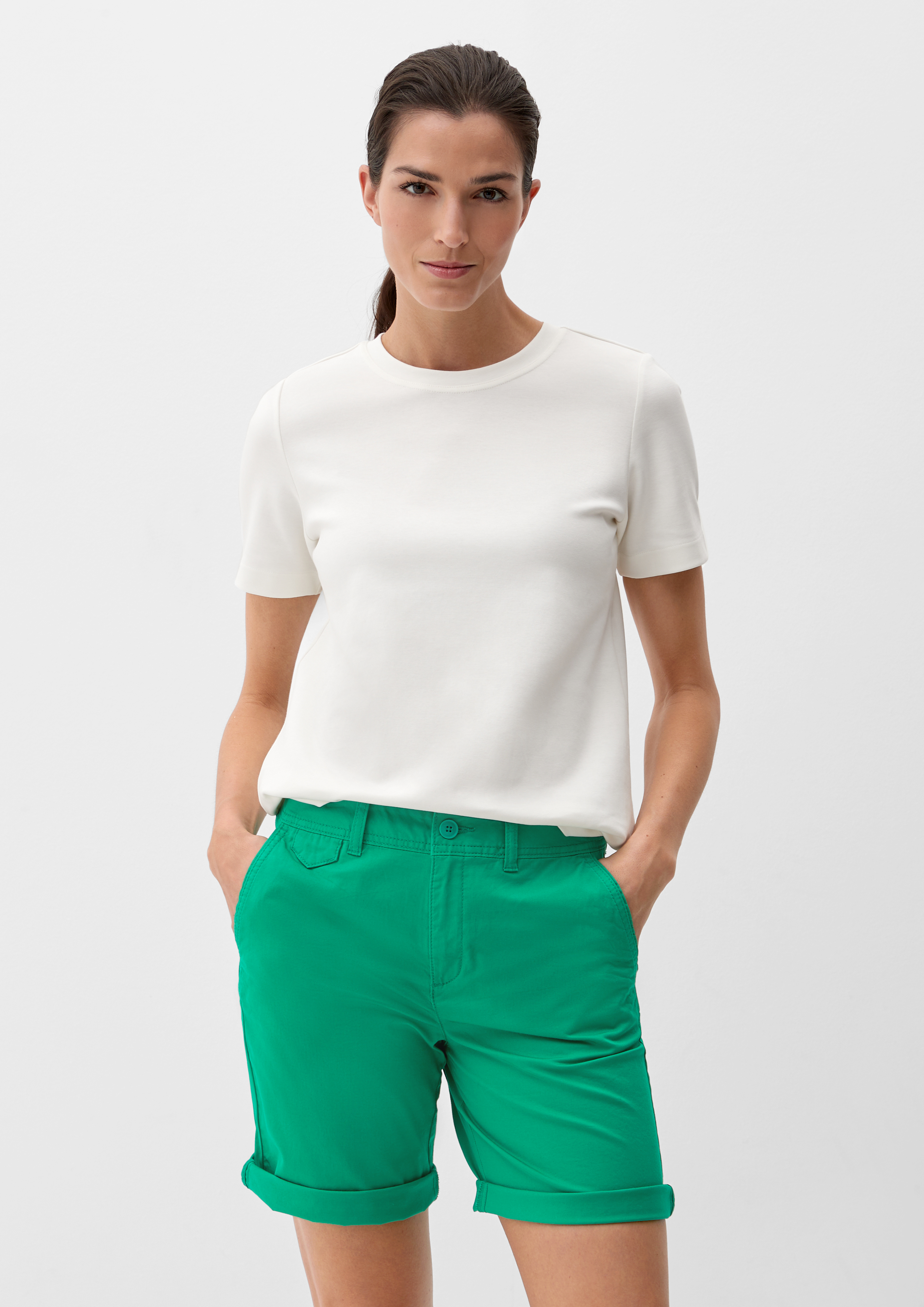 Bermuda in 7646, 8238, 5081 & 7928