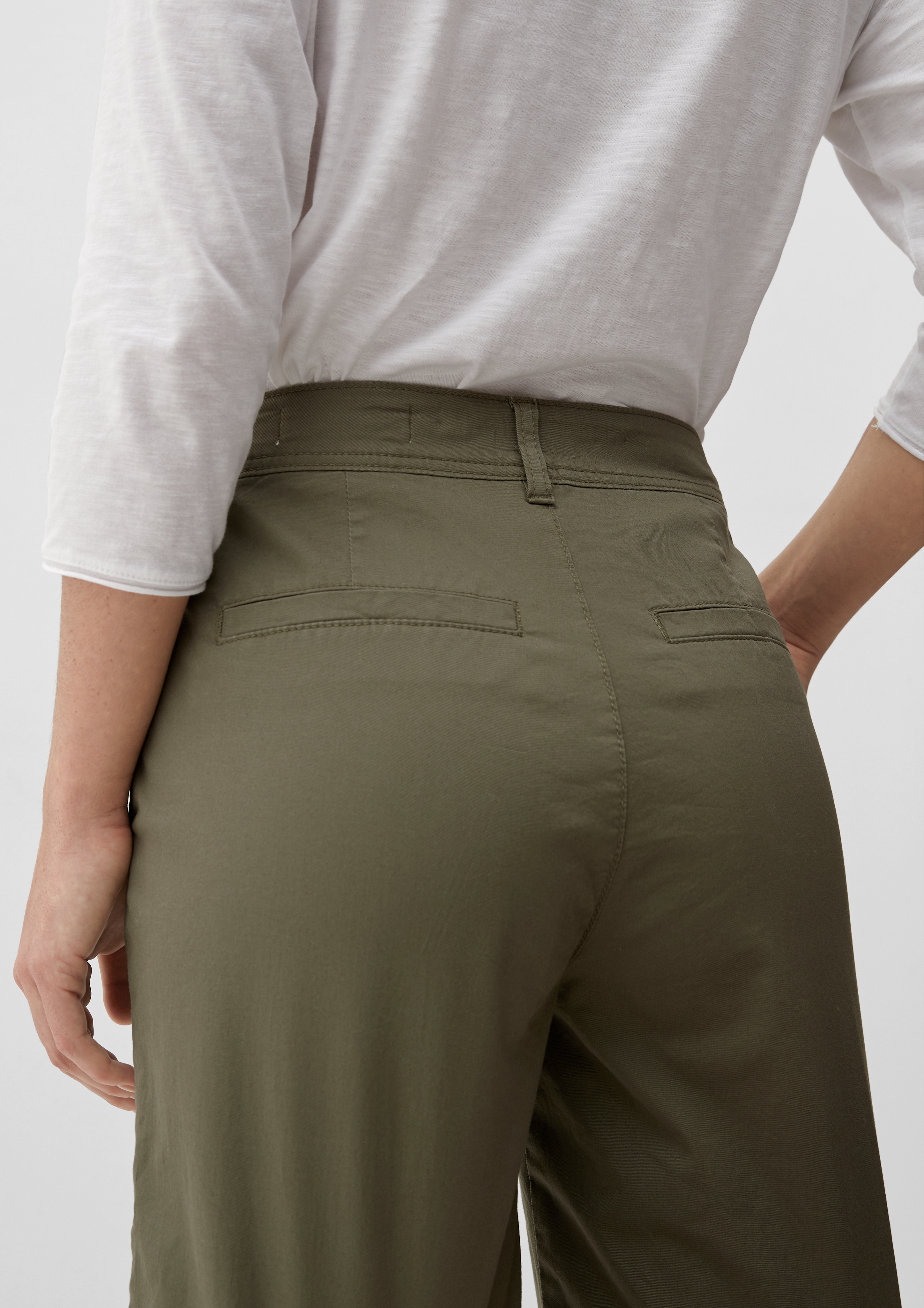 Bermuda in 7928, 8238, 5081 & 7646