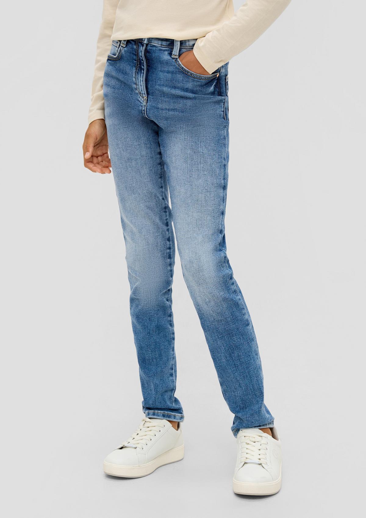 Suri : jean taille haute, coupe Slim leg