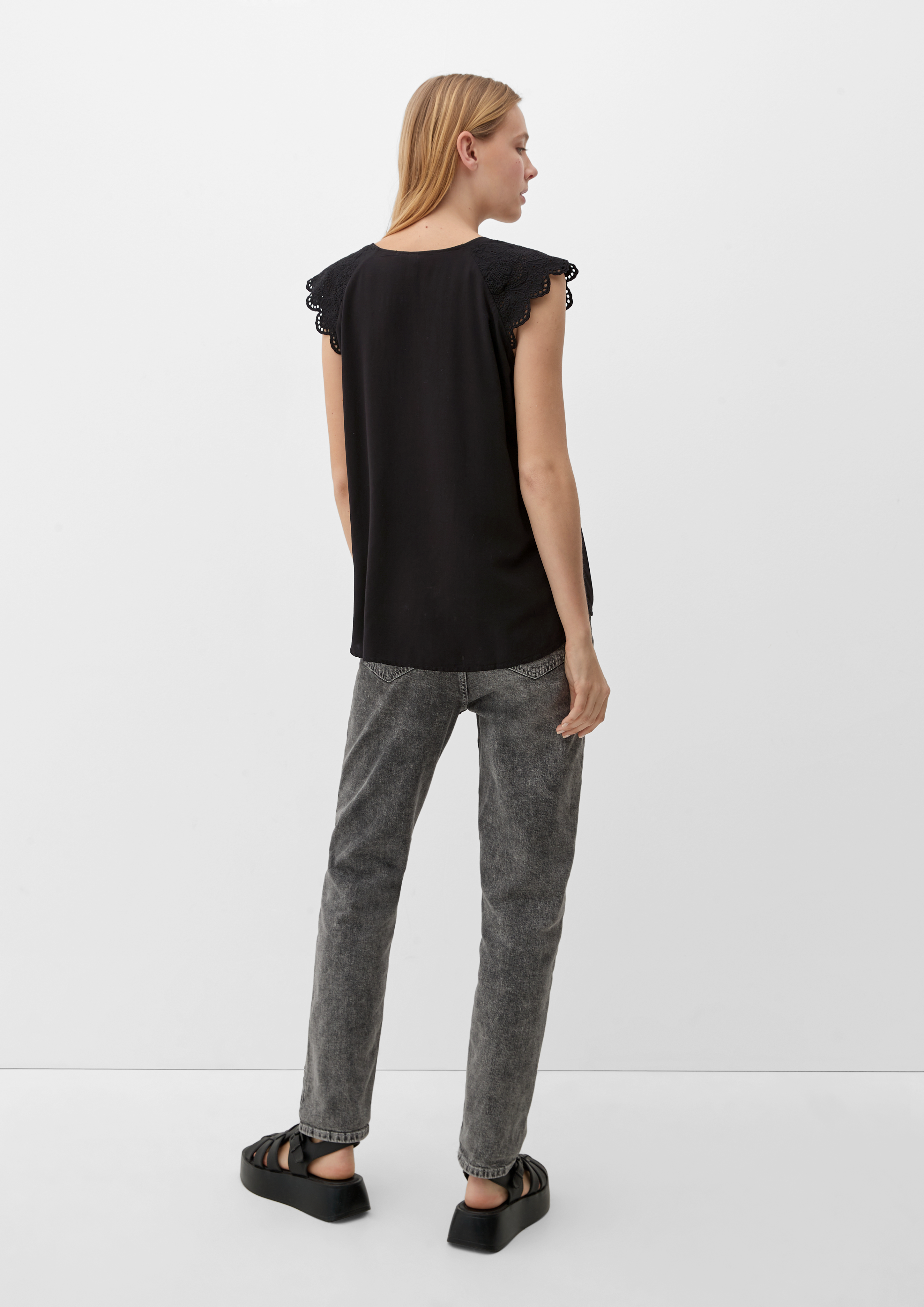 Bluza in 9999 & 0200