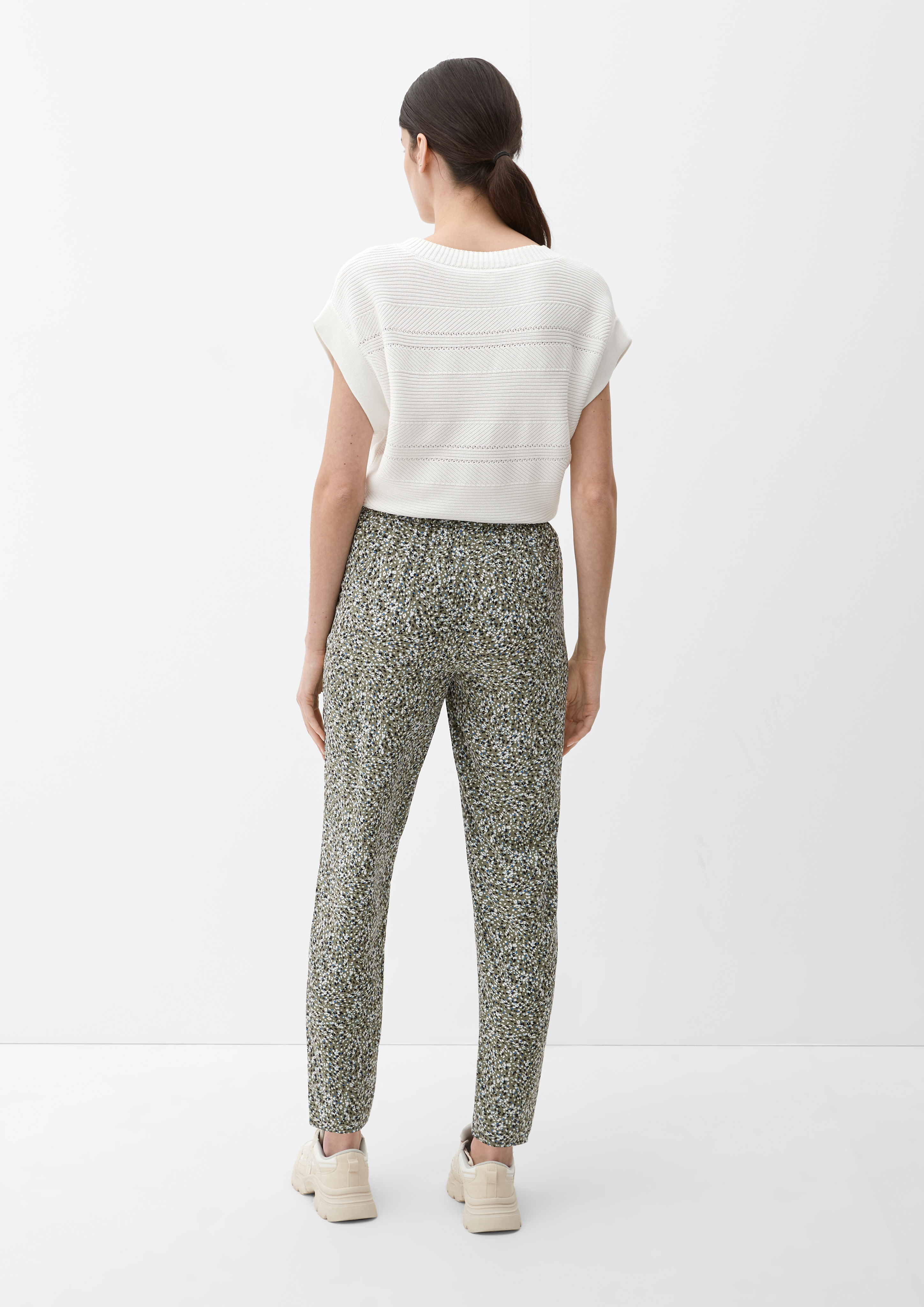 Pantalon in 79B6, 99A6, 9999, 7928, 5959 &amp; 59B6