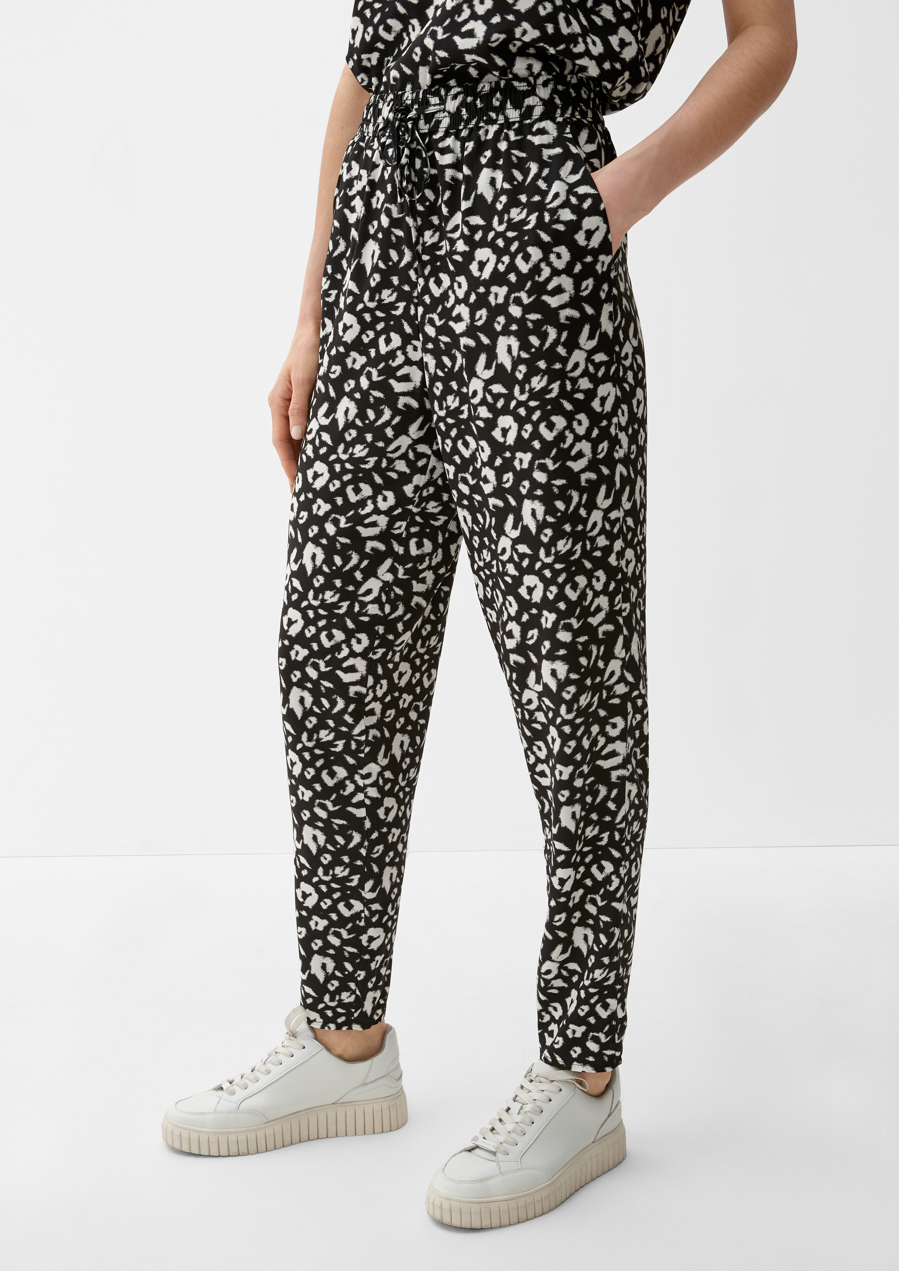 Hlače in 99A6, 9999, 7928, 5959 & 59B6