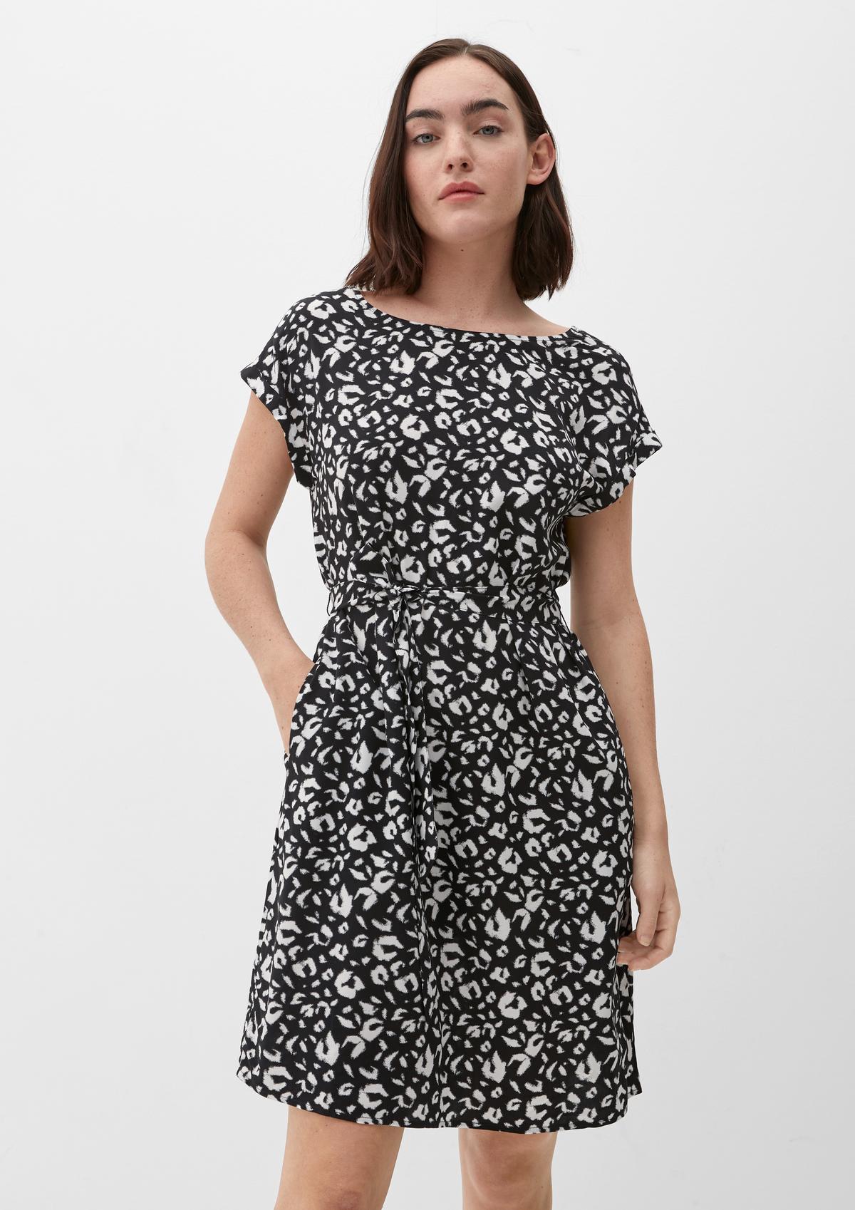 s.Oliver Short dress with a tie detail