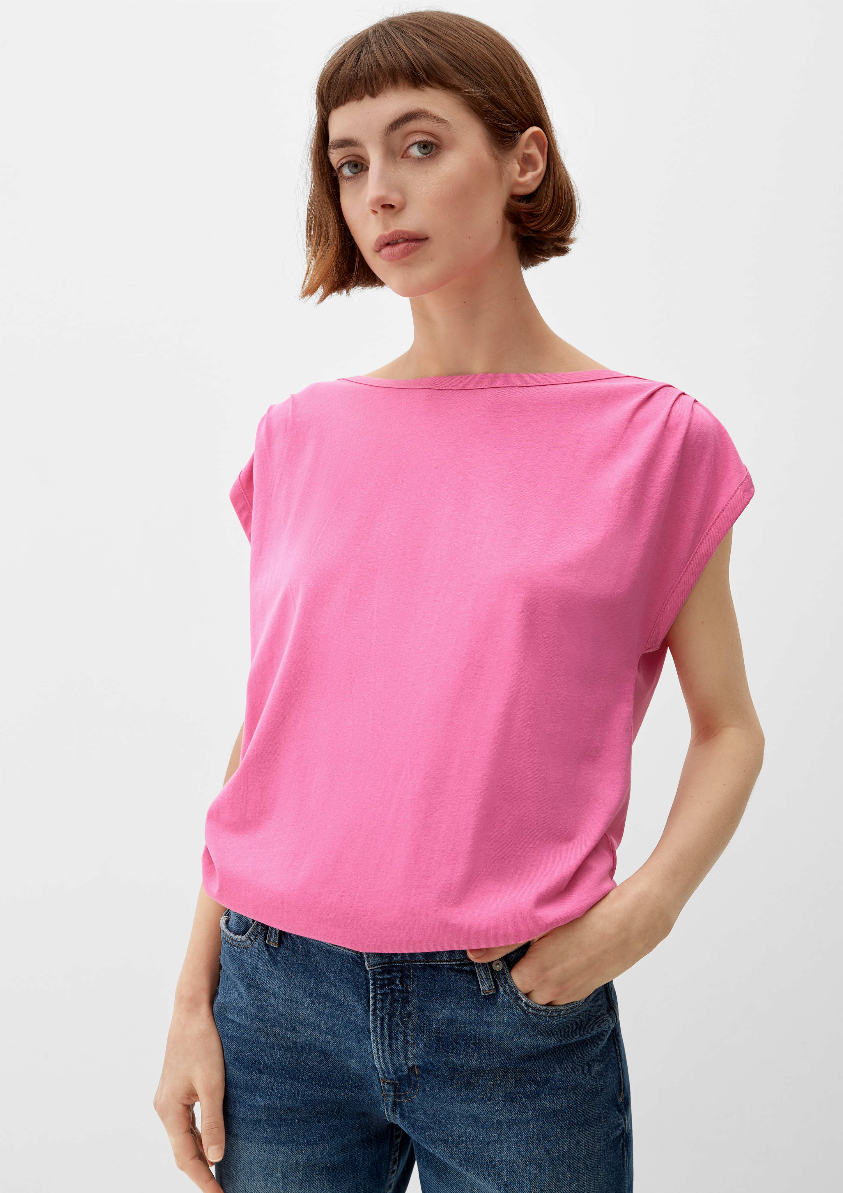 T-shirt in 4426, 5520, 79B6, 99A6, 5959 & 59B6