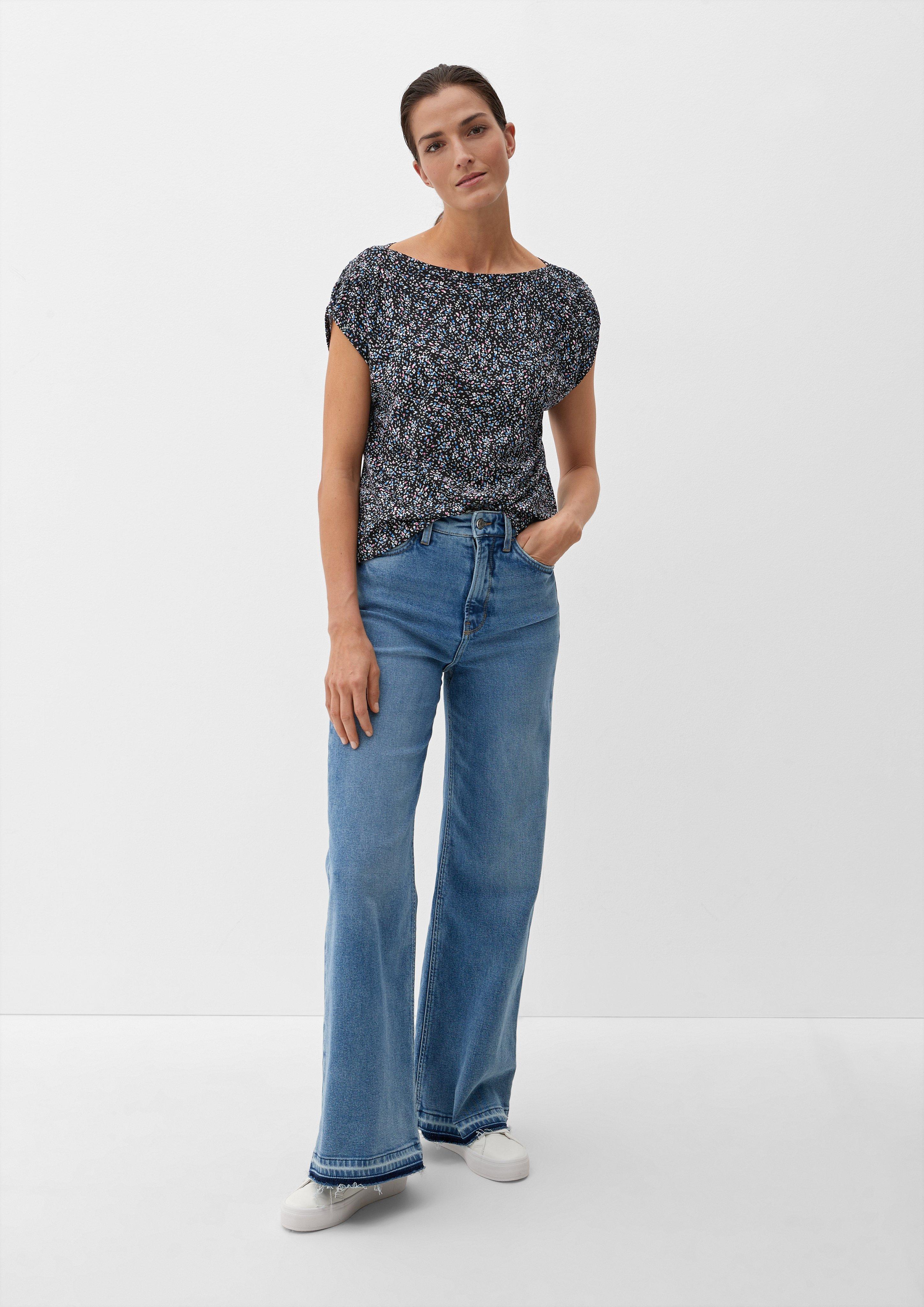 T-shirt in 59B6 & 99A6