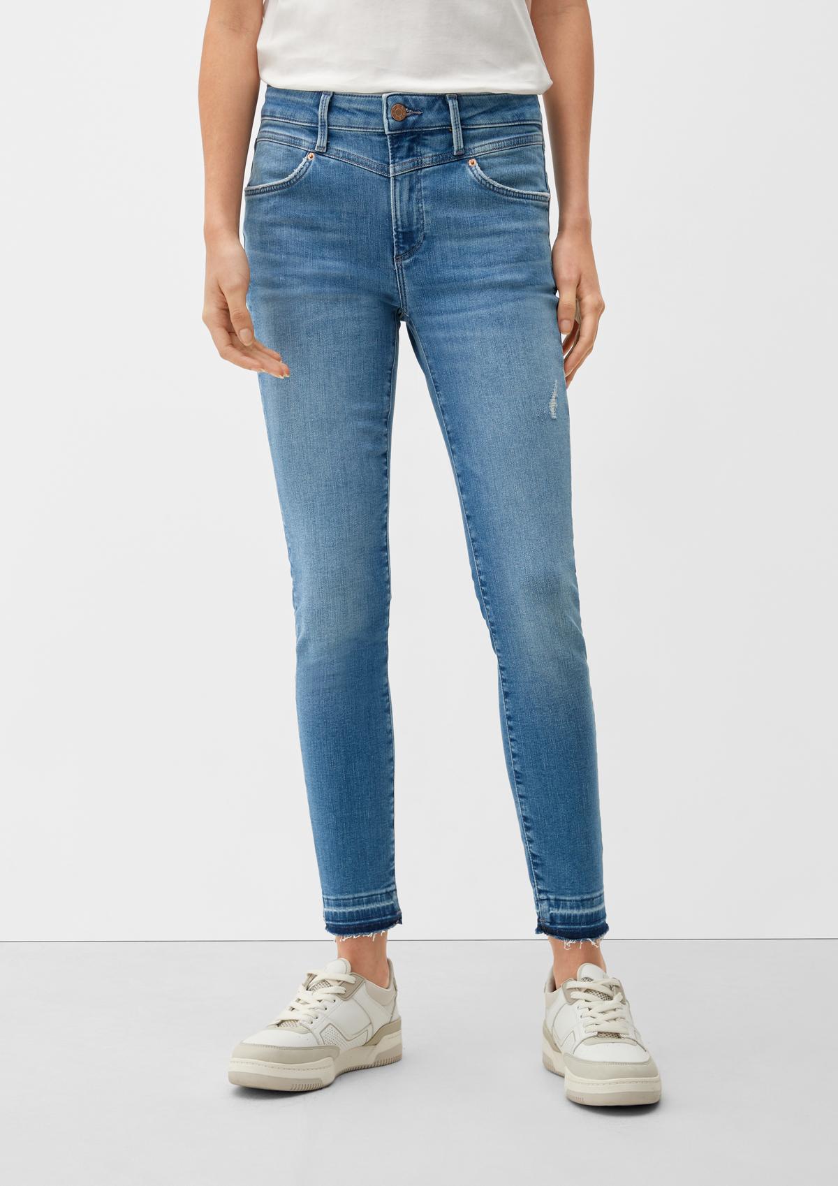 s.Oliver Skinny: jeans hlače s scefranim robom