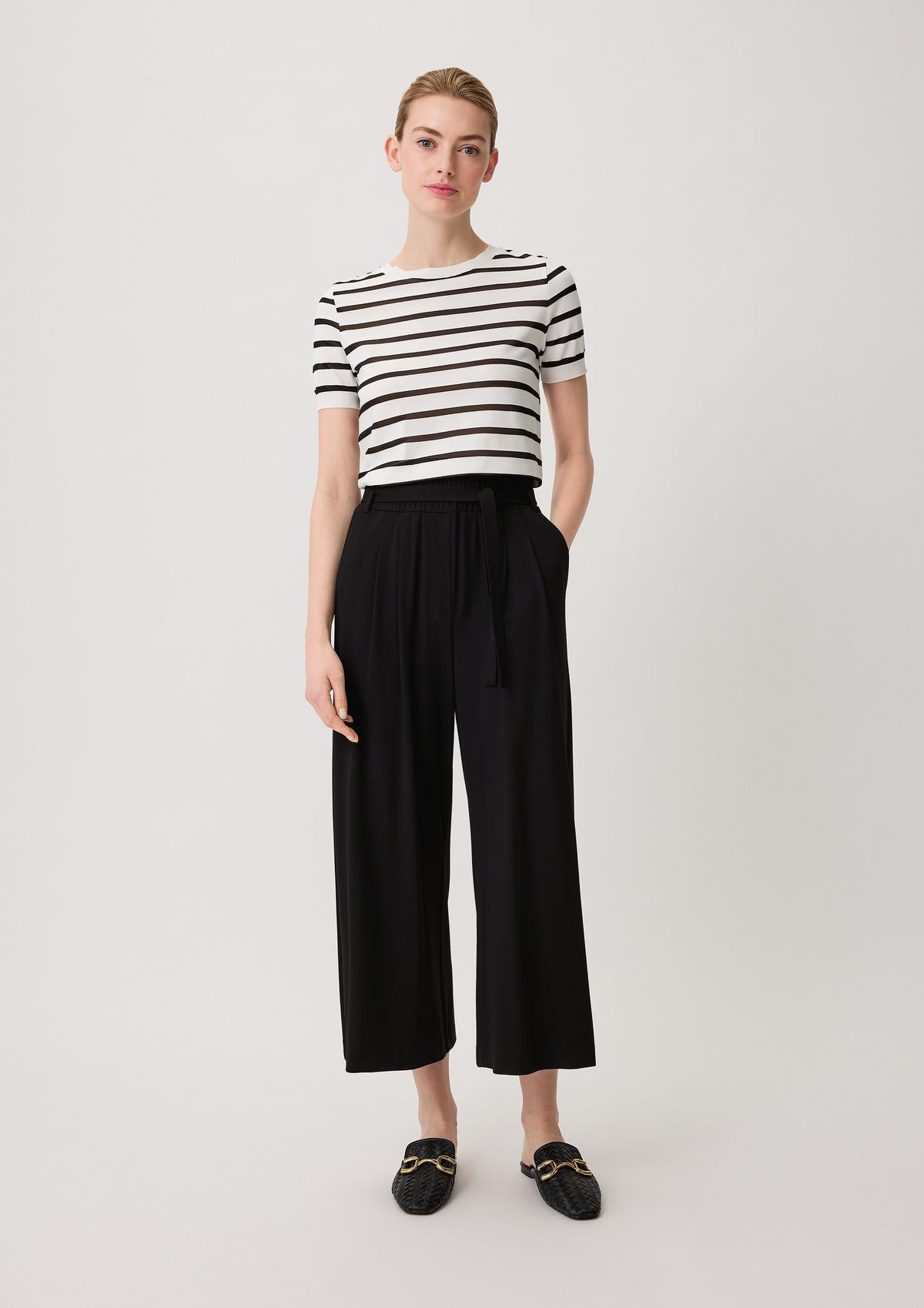 comma Loose fit: Viscose blend trousers