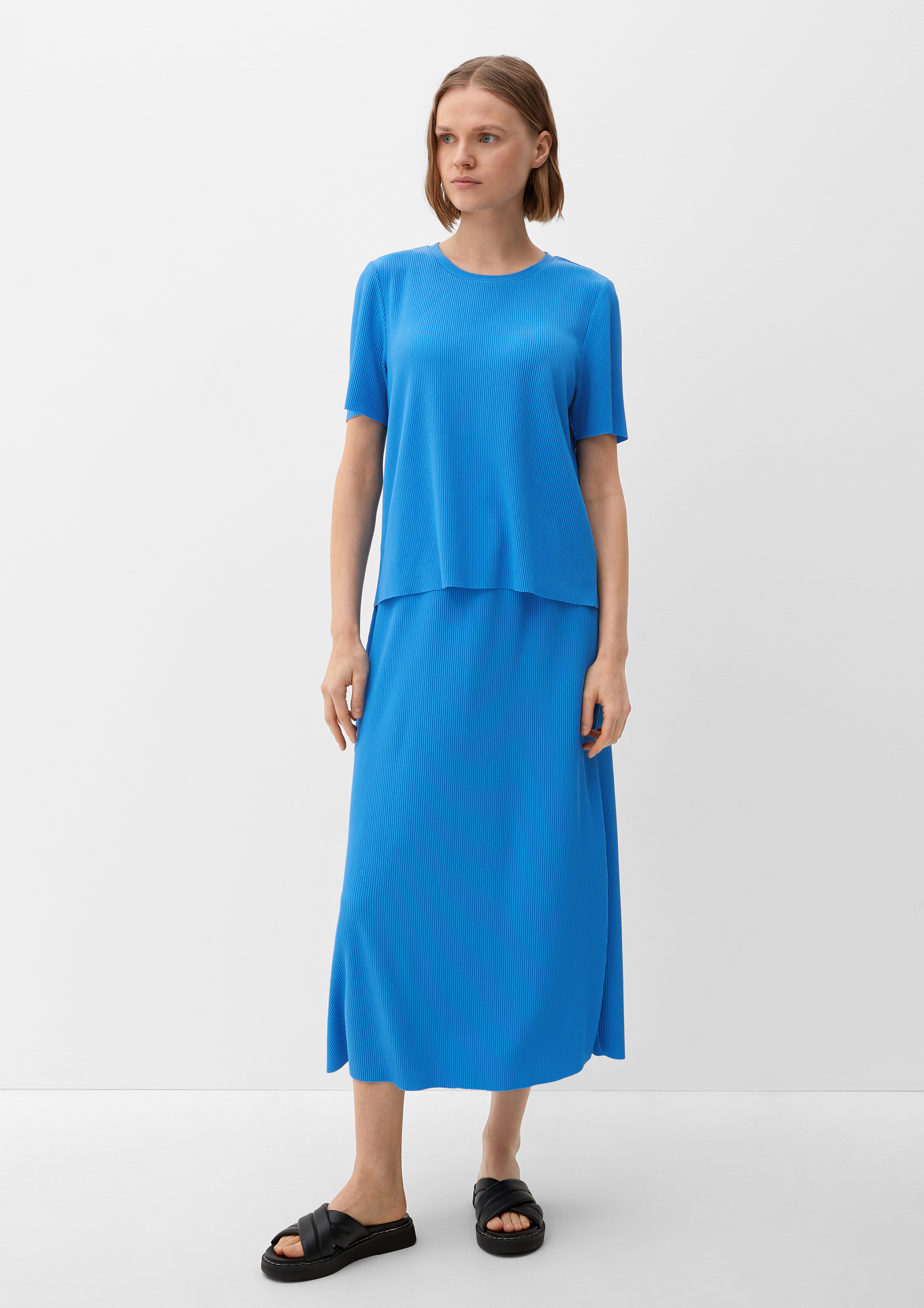 midi-skirt-with-pleats-royal-blue-s-oliver