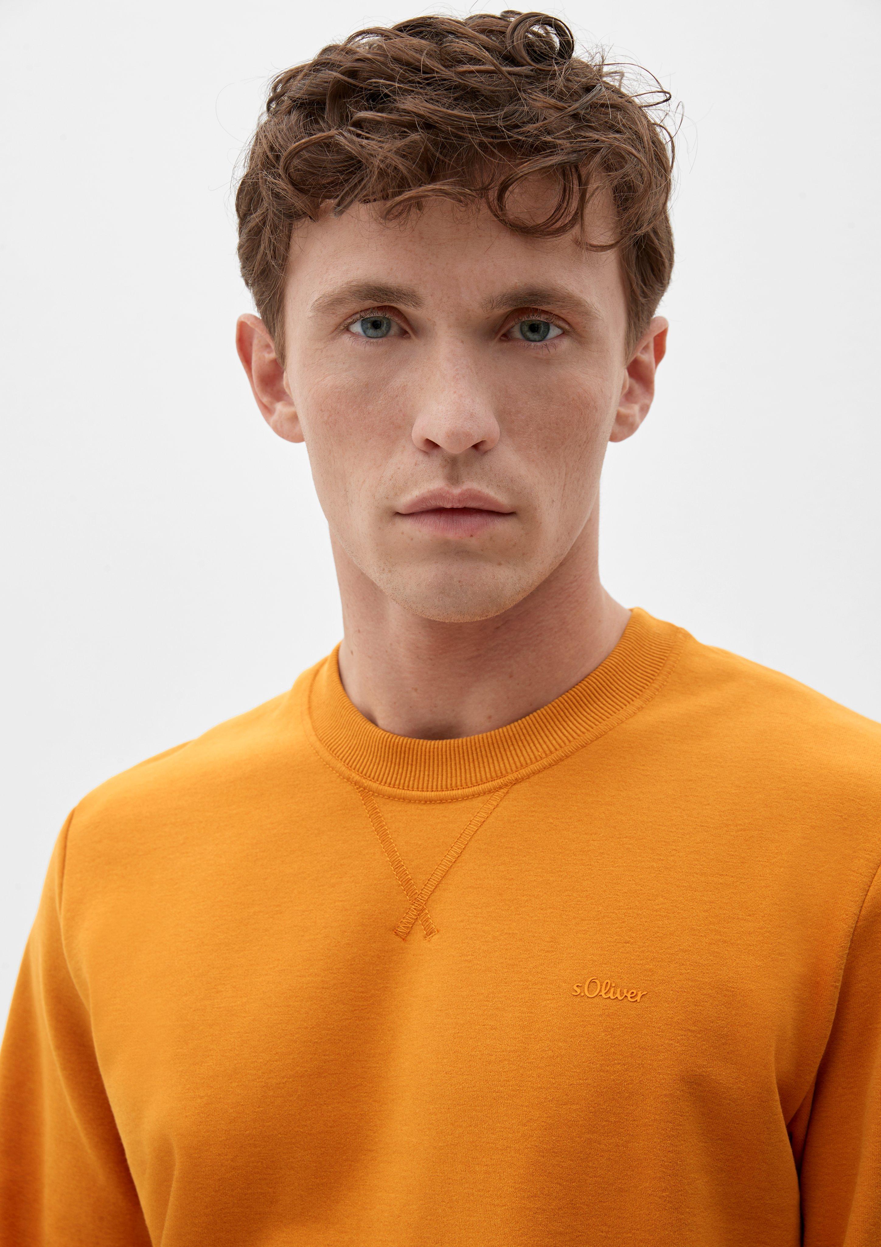 Sweatshirt in 2258 & 9999