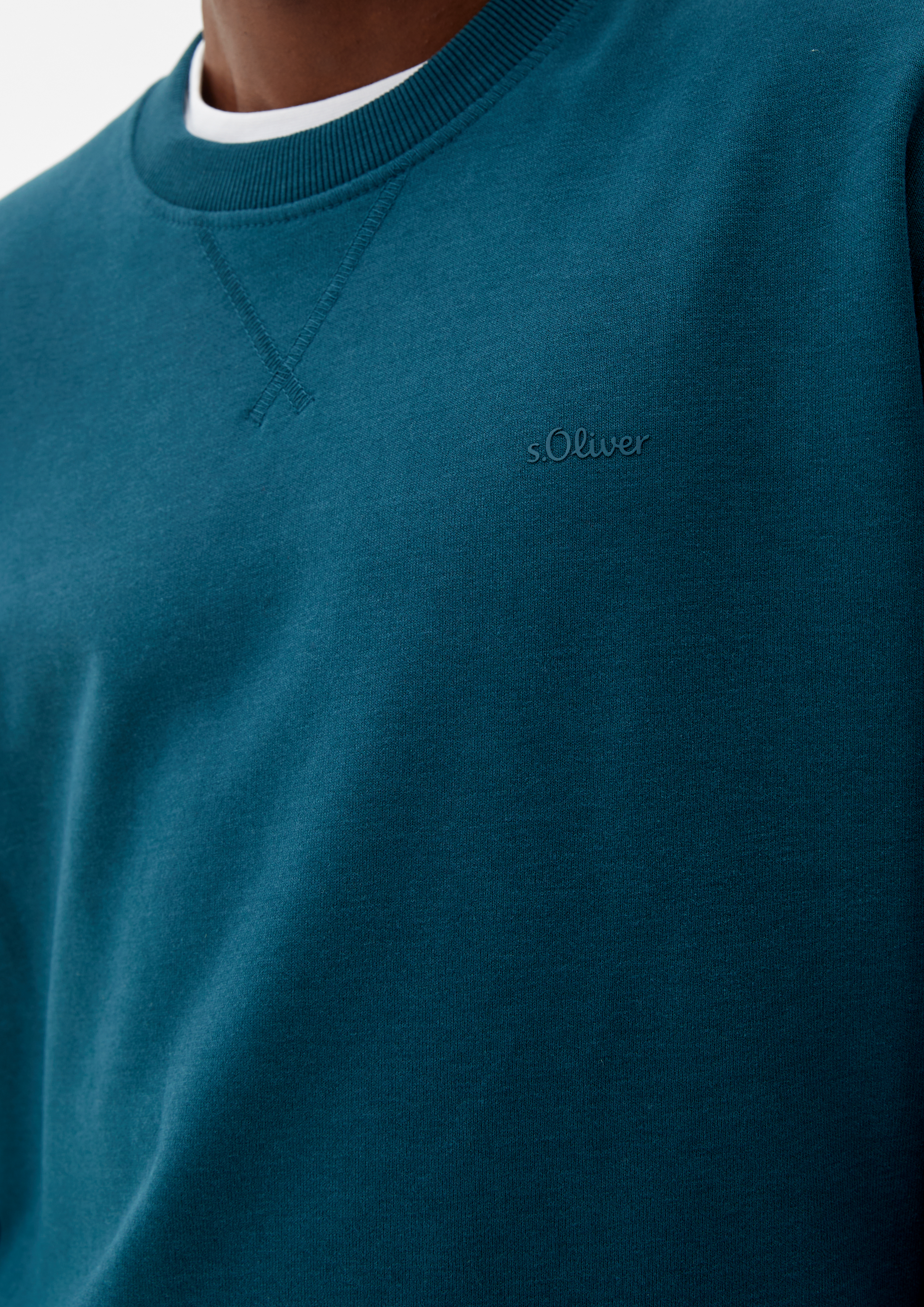 Sweatshirt in 6904 & 9999