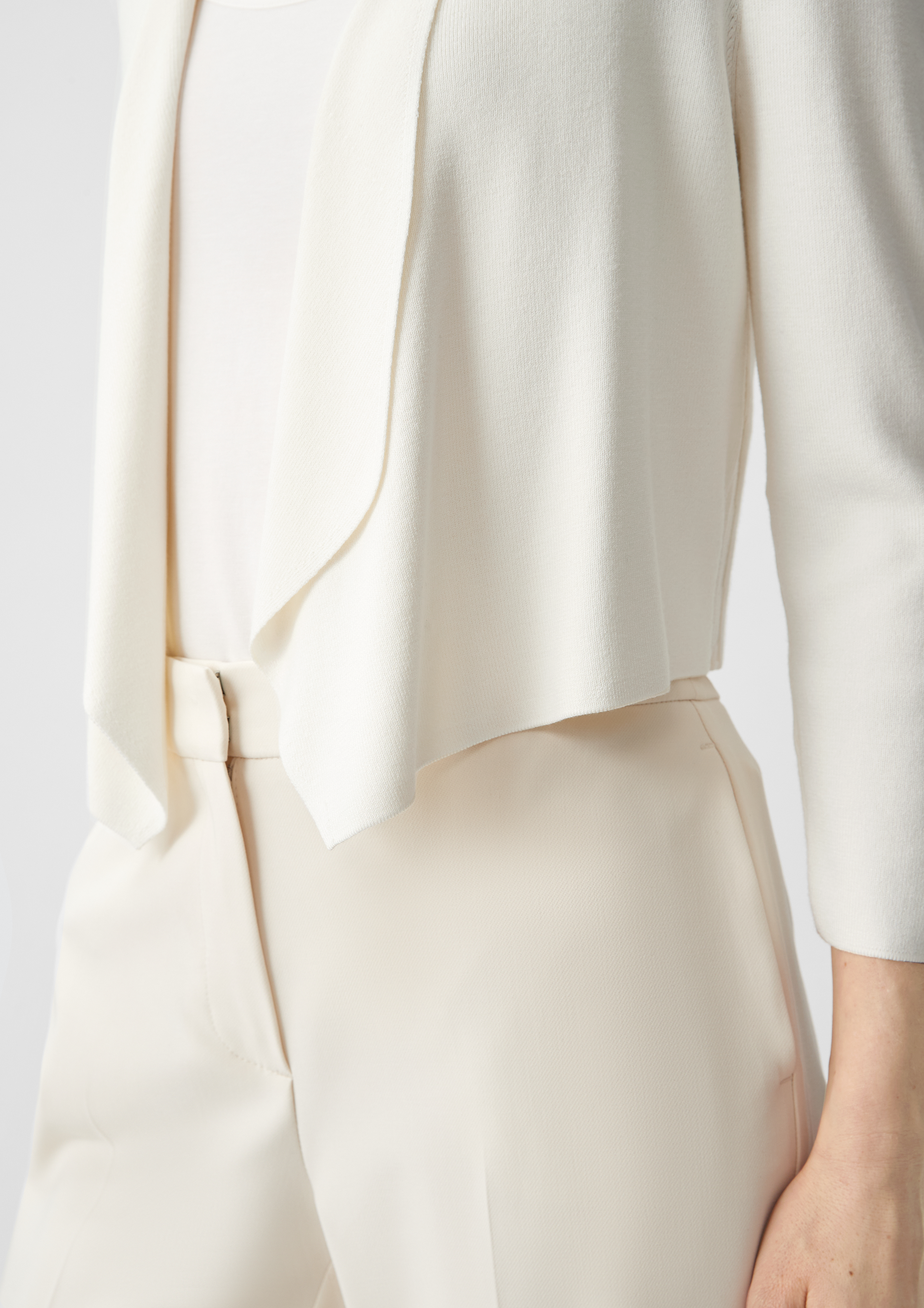 Strickjacke in 0120 & 1130