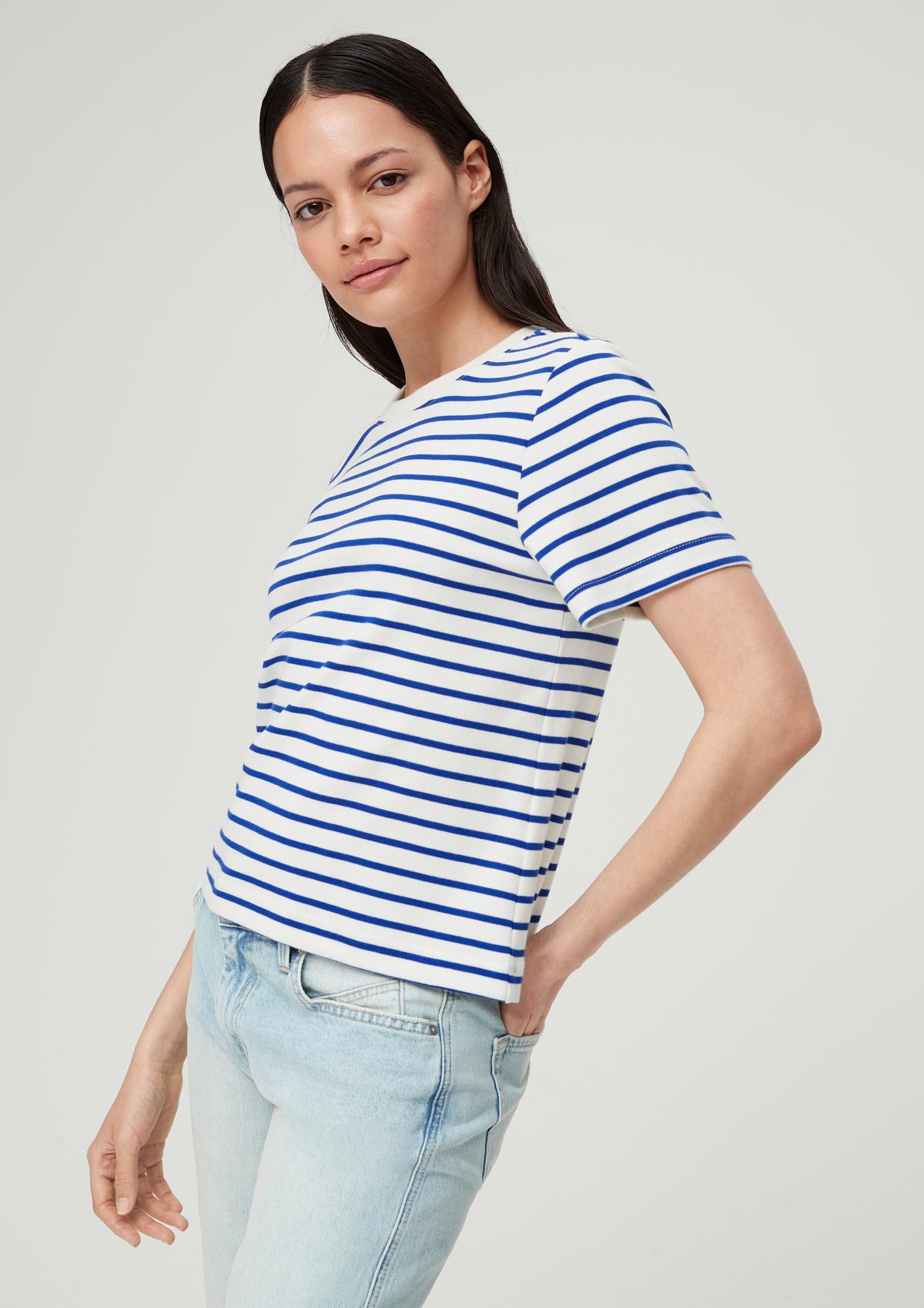 Slightly cropped cotton T-shirt