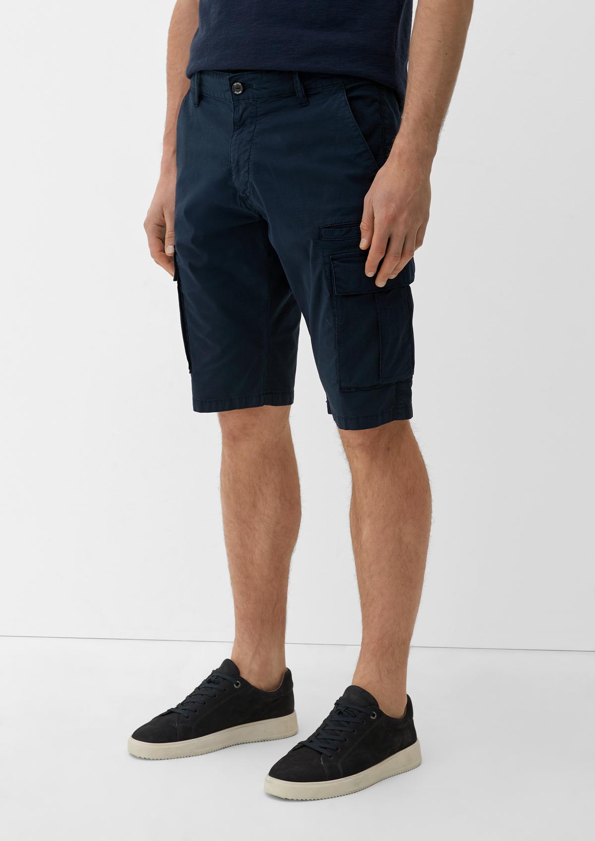 rose Bermuda fit: Relaxed with shorts - drawstring