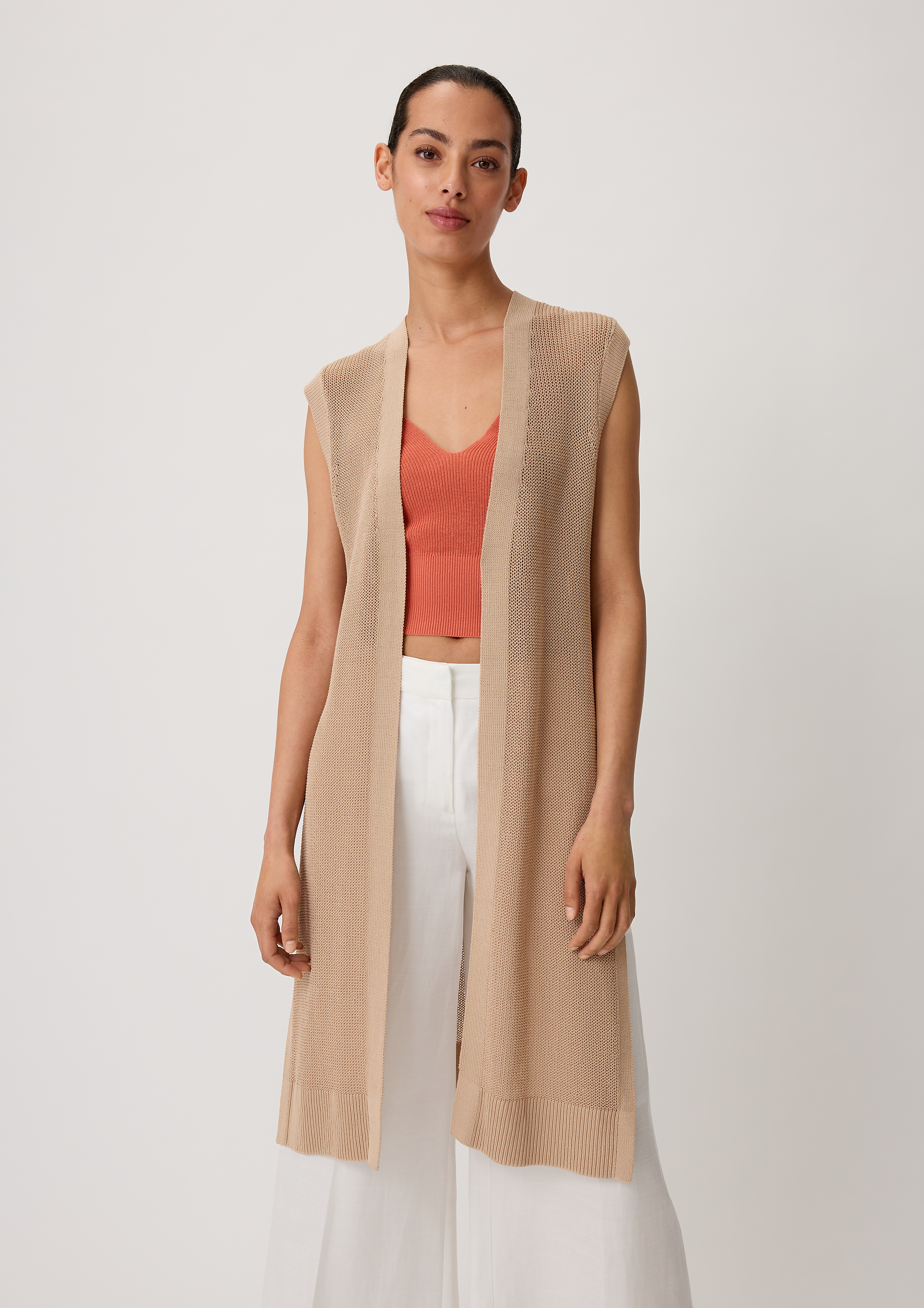 Beige shop sleeveless cardigan