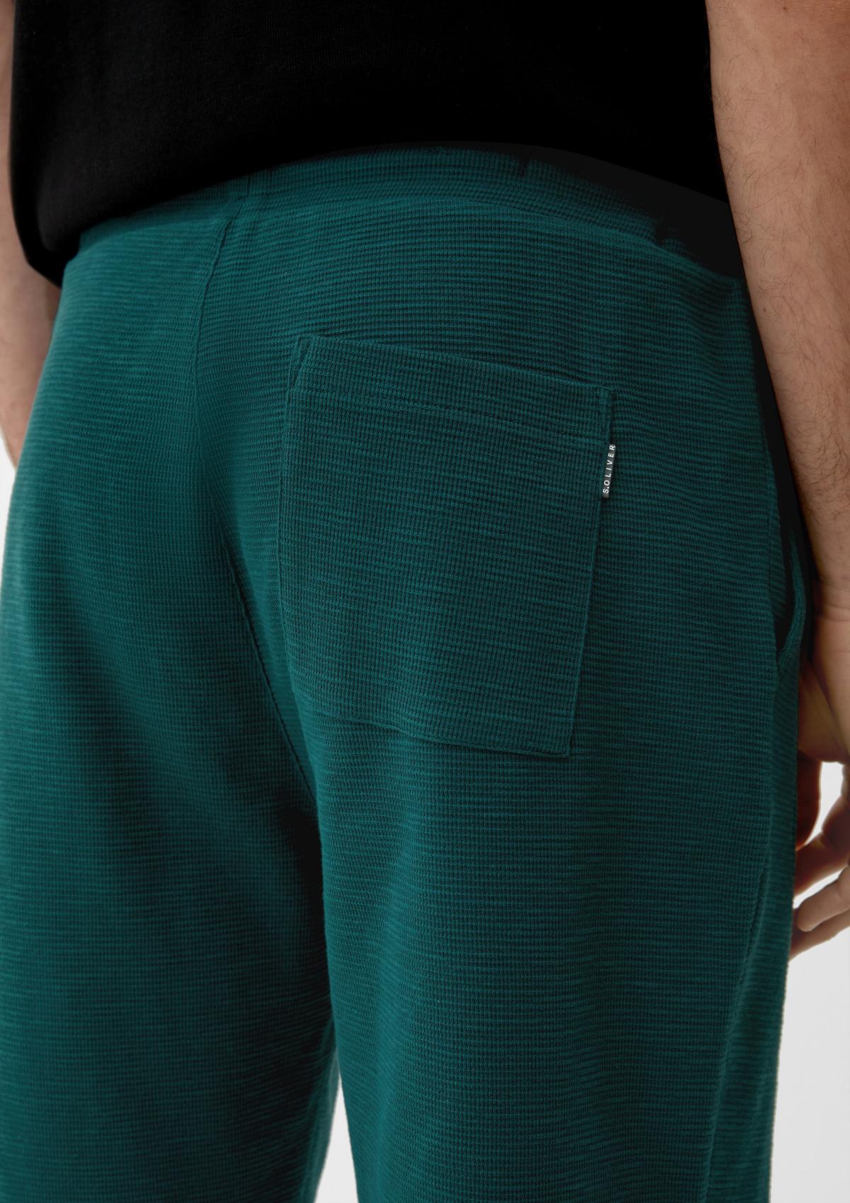 s.Oliver Relaxed: Kratke hlače s teksturo vafljasti piké