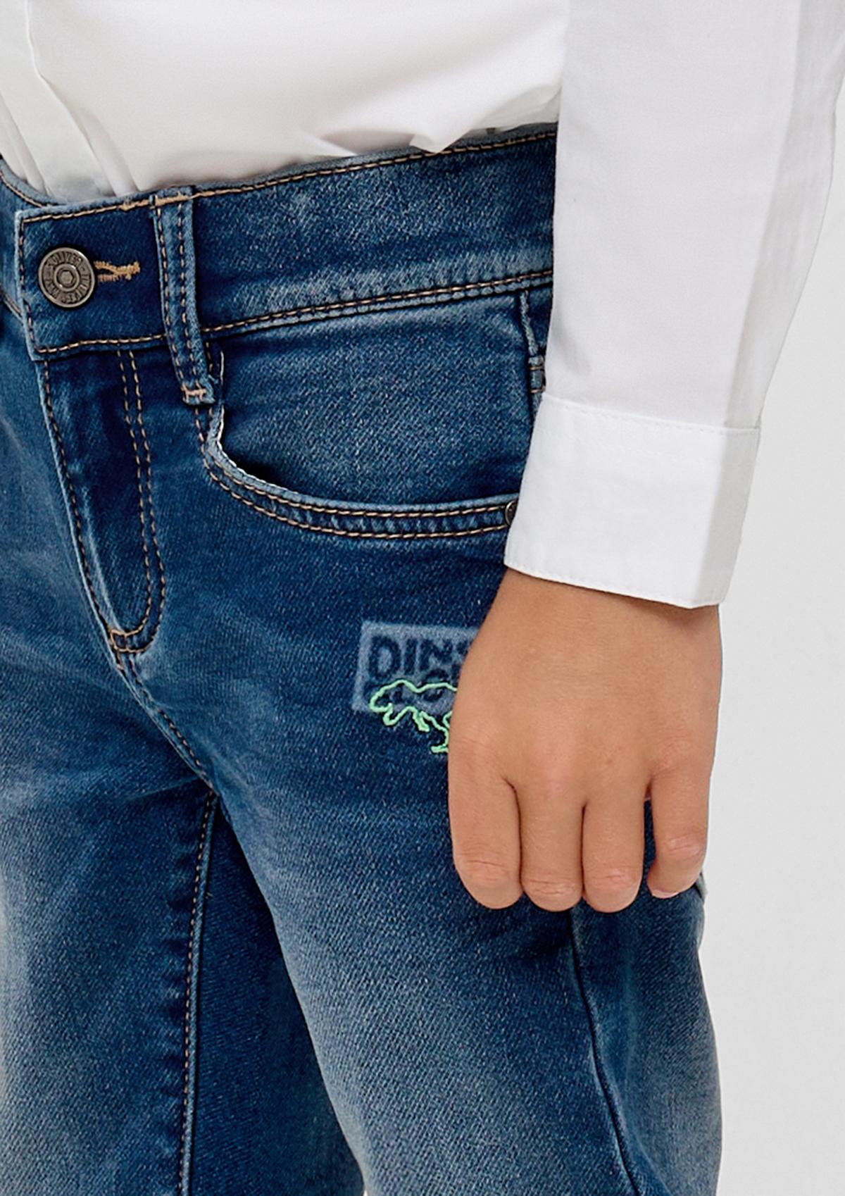 s.Oliver Slim: jeans met borduursel