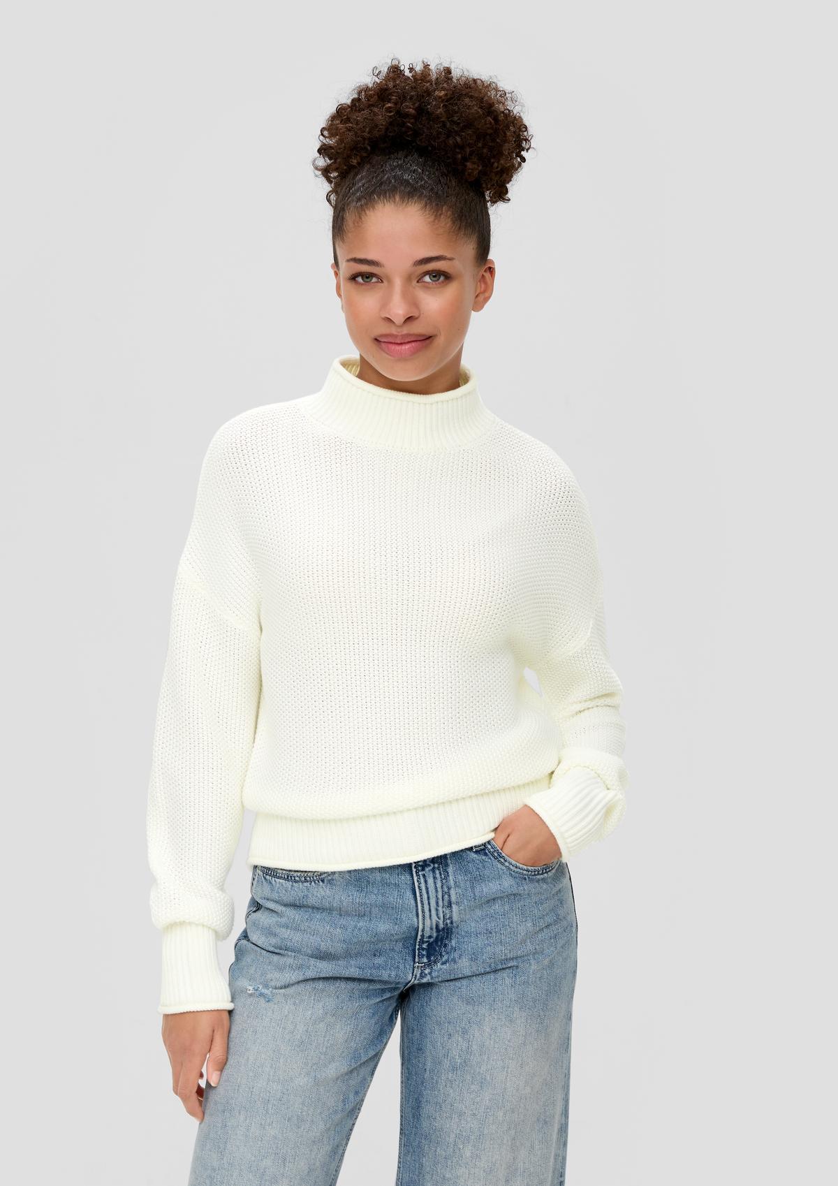 Knitted jumper in a loose fit
