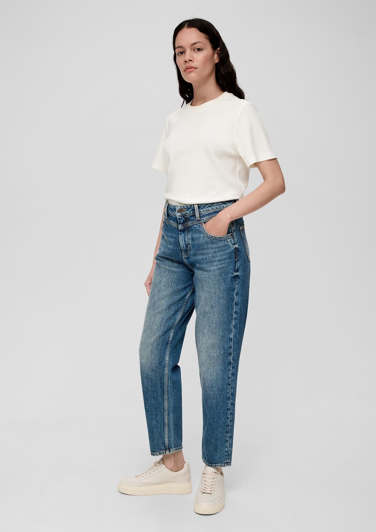 Regular: jeans hlače z vezenino