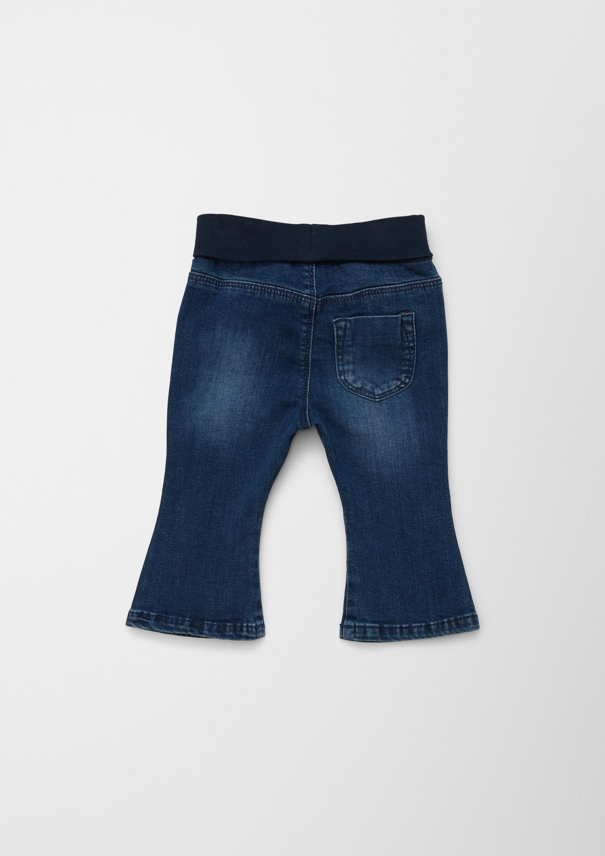 s.Oliver Jeans hlače / kroj Regular Fit/ Mid Rise / ravne hlačnice/ elastičen pas