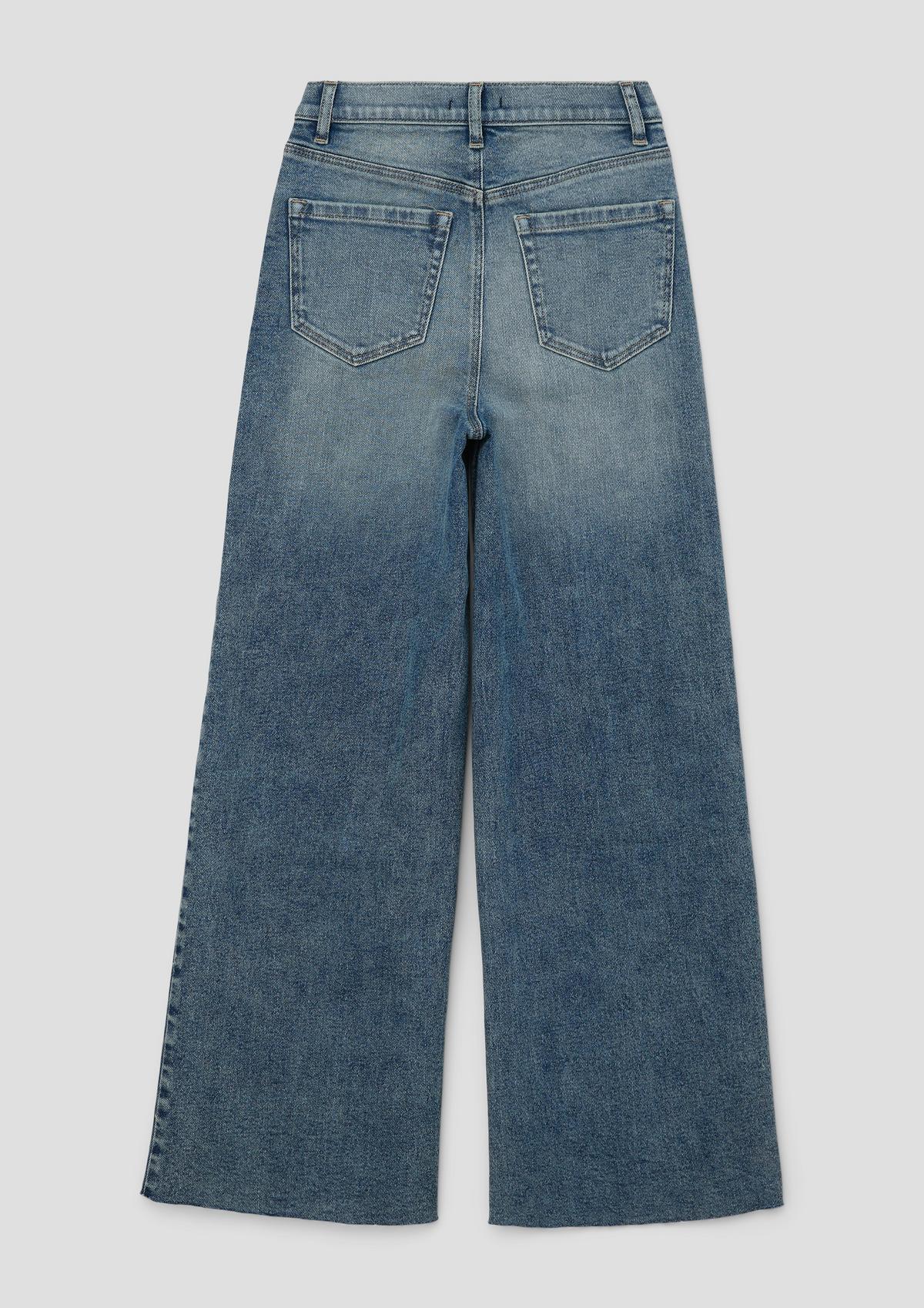 s.Oliver Jeans / Regular Fit / Super High Rise / Wide Leg / asymmetrischem Bund