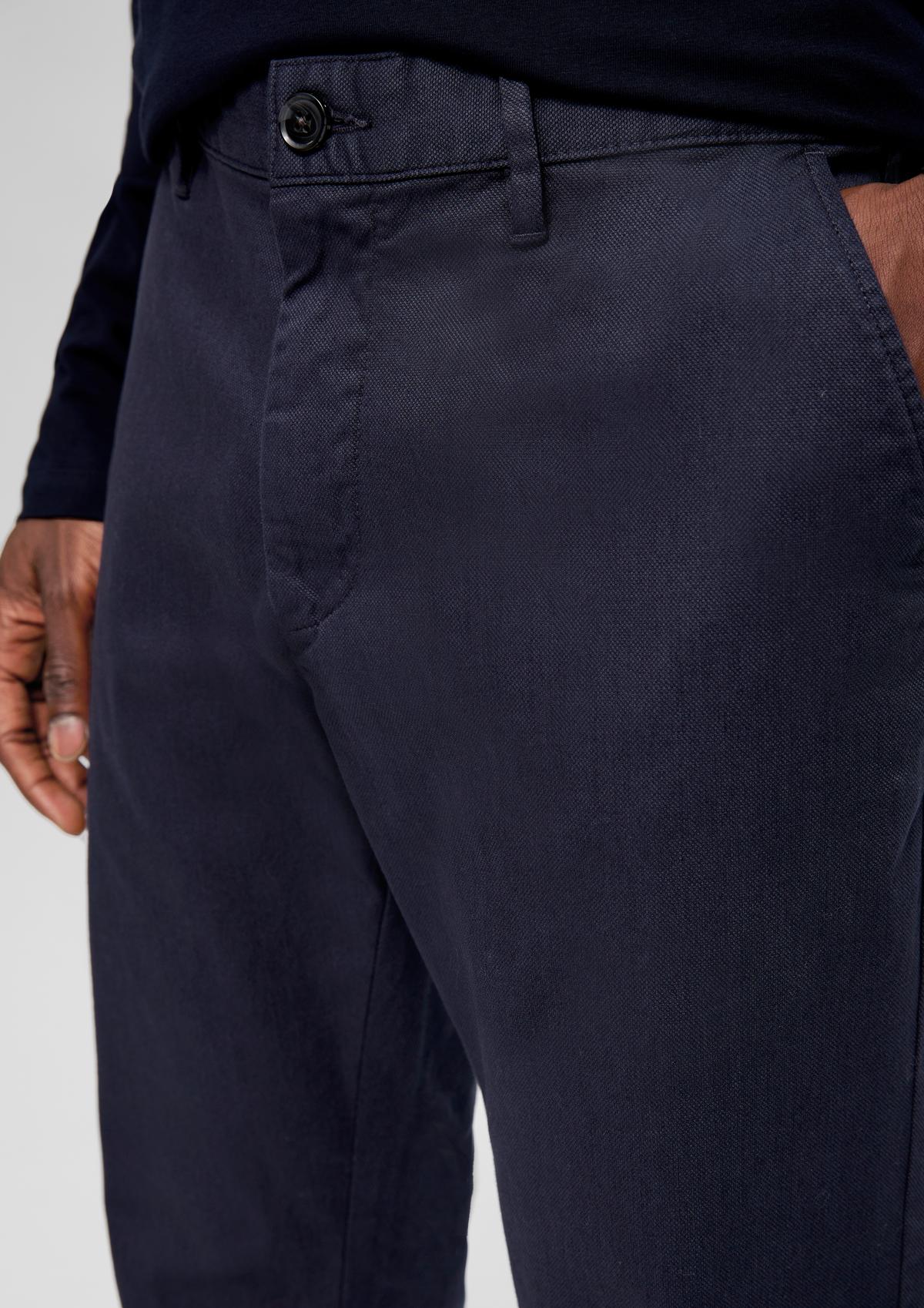s.Oliver Regular : pantalon à la texture armurée