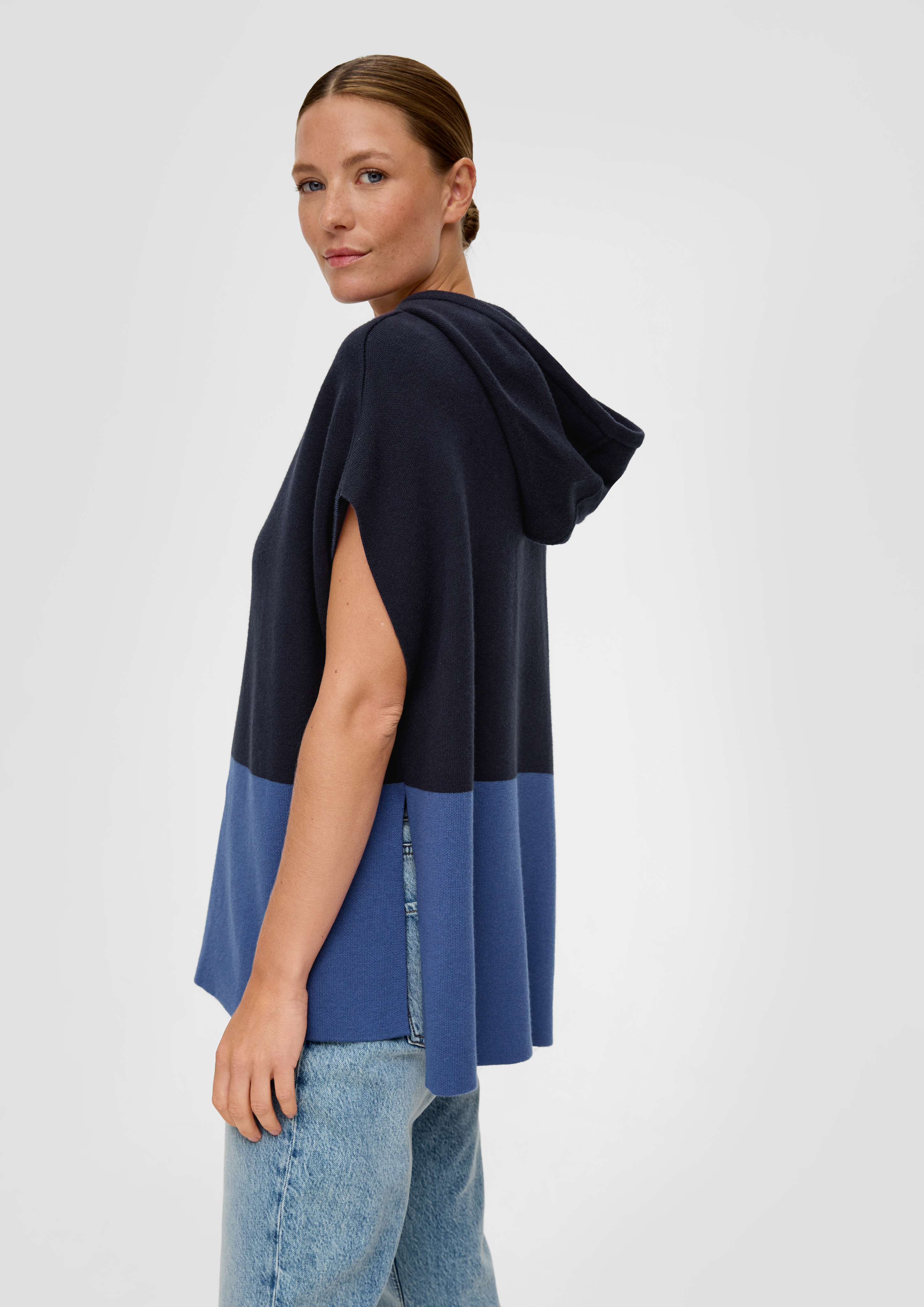 S.Oliver Strickponcho aus Viskosemix