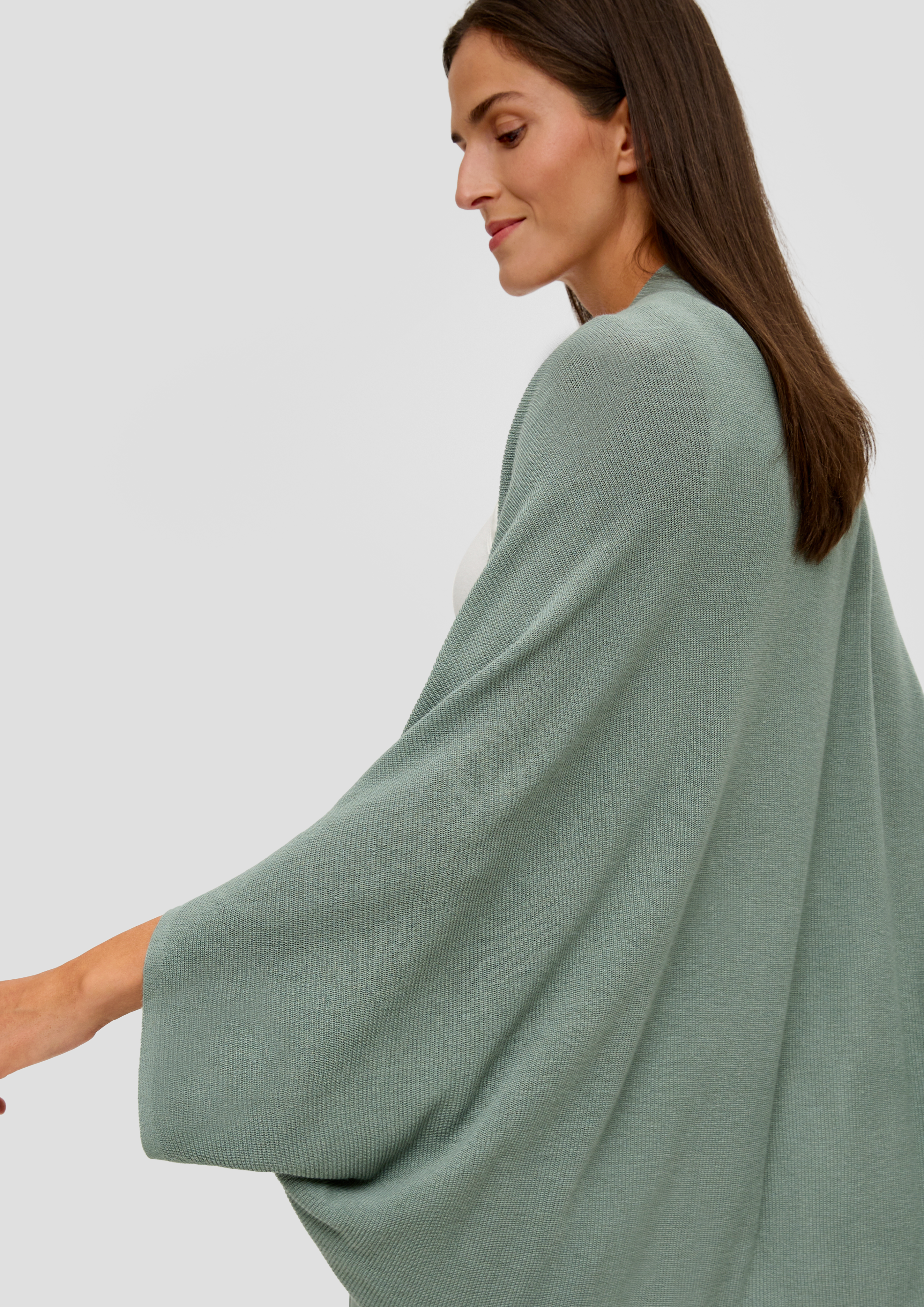 Indoor poncho in 