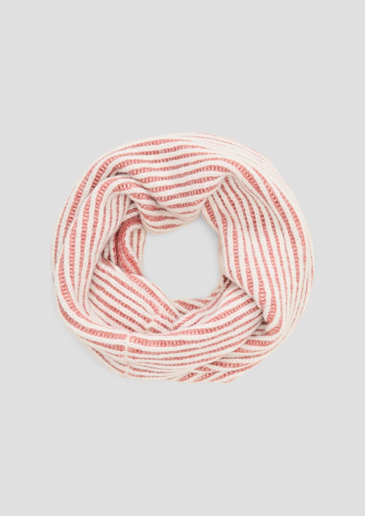 Loop scarf made of cotton with wool