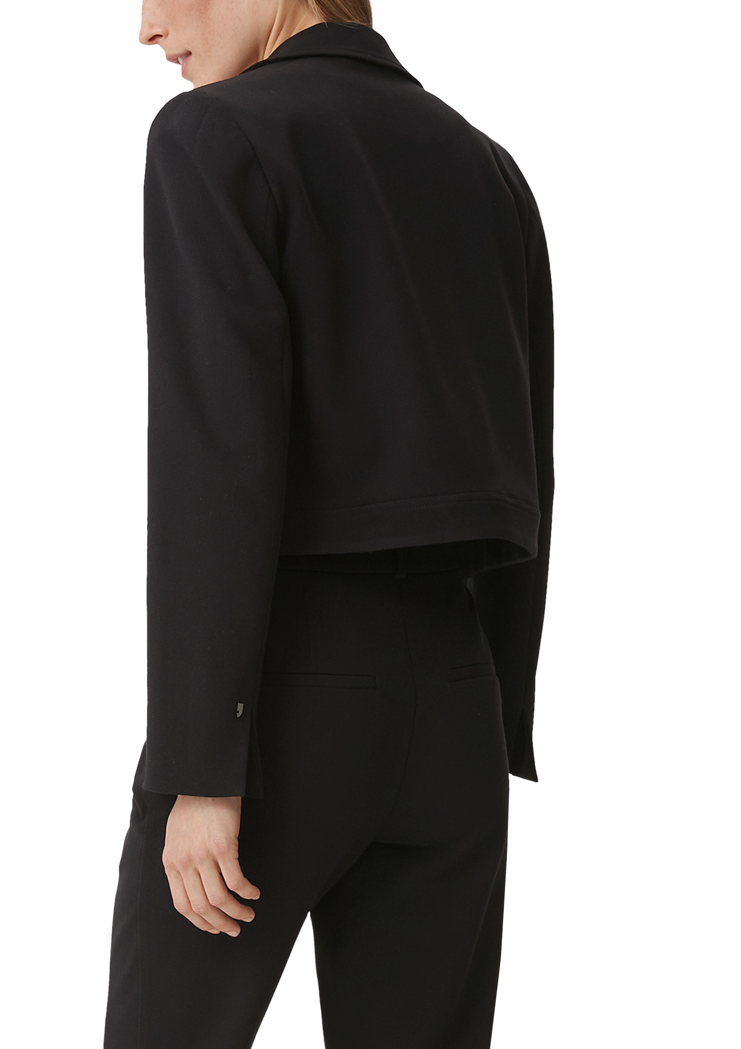 Thumbnail - Blazer
