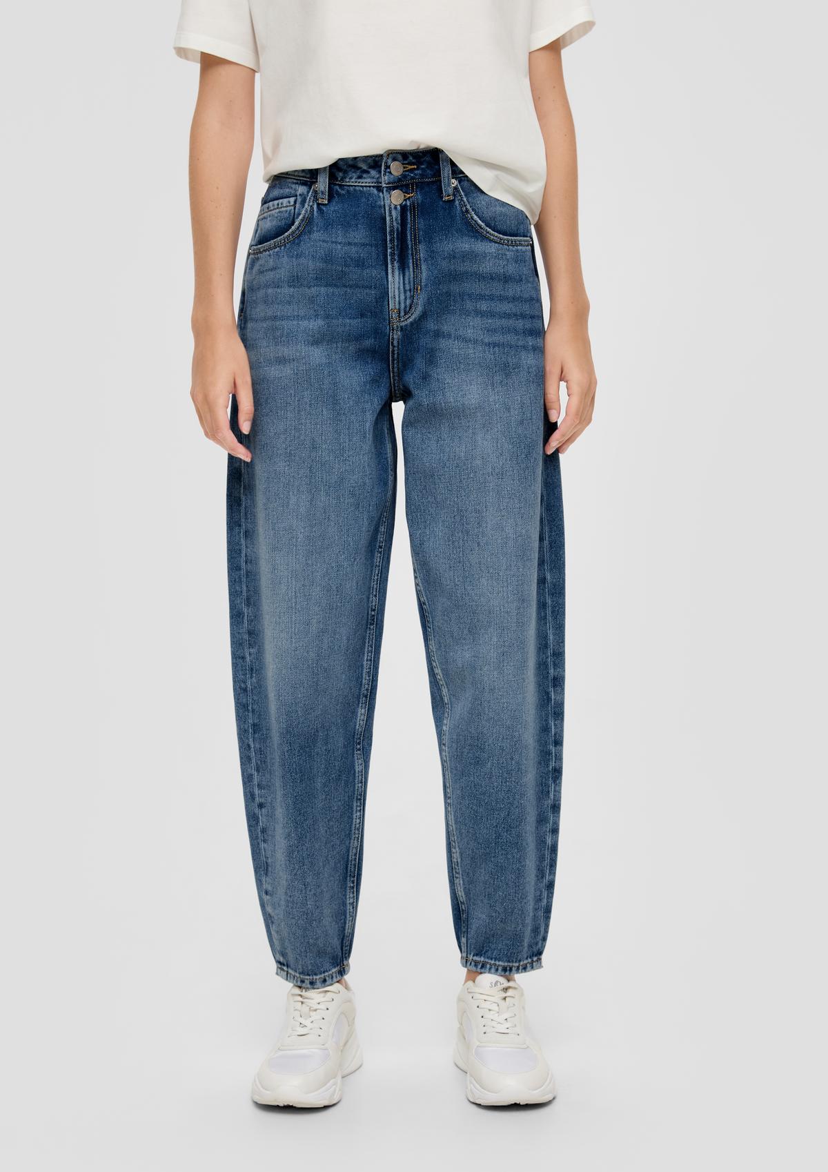 s.Oliver Mom jeans / relaxed fit / high rise / tapered leg