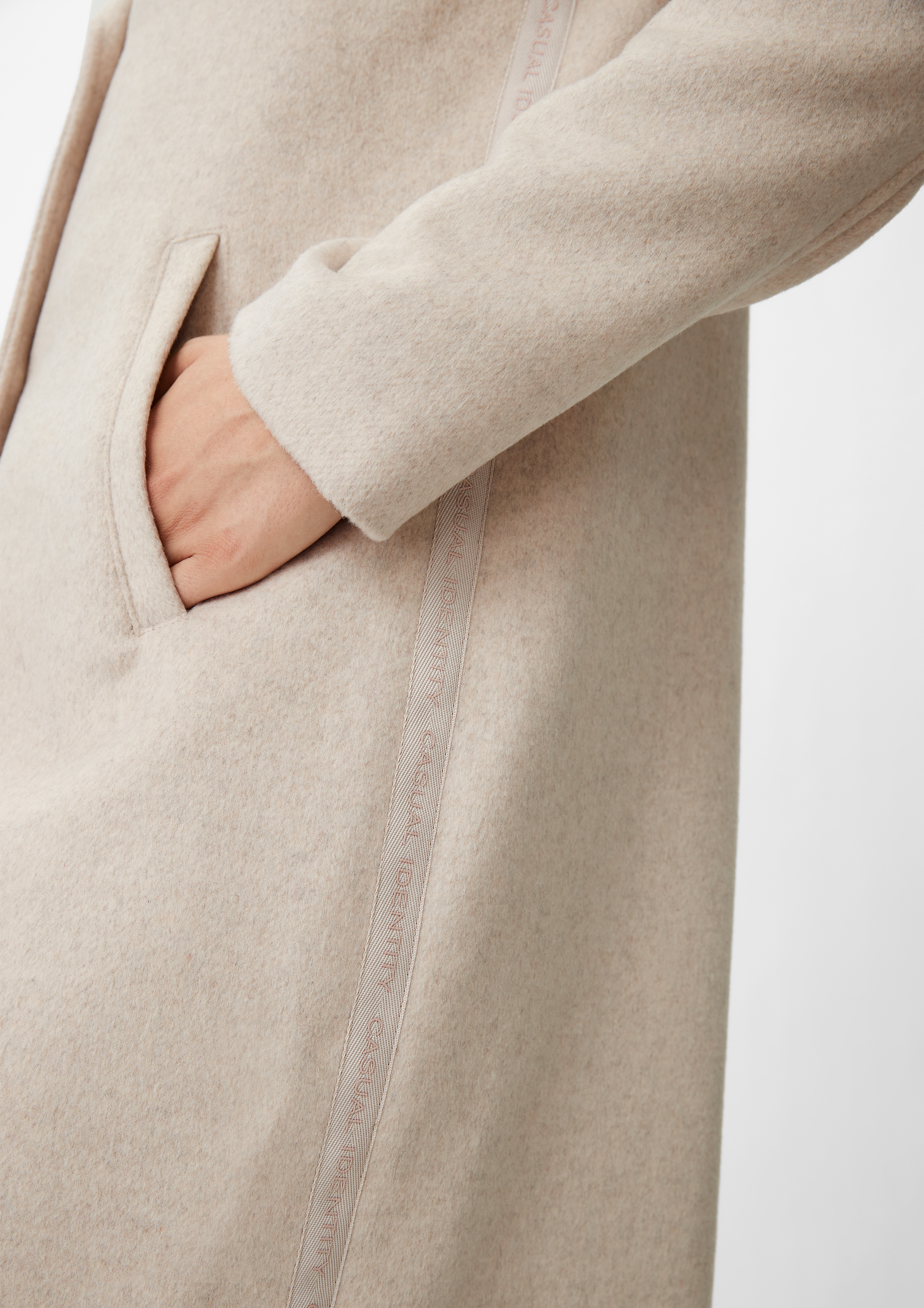 Outdoor-Mantel in 81W0 & 9999