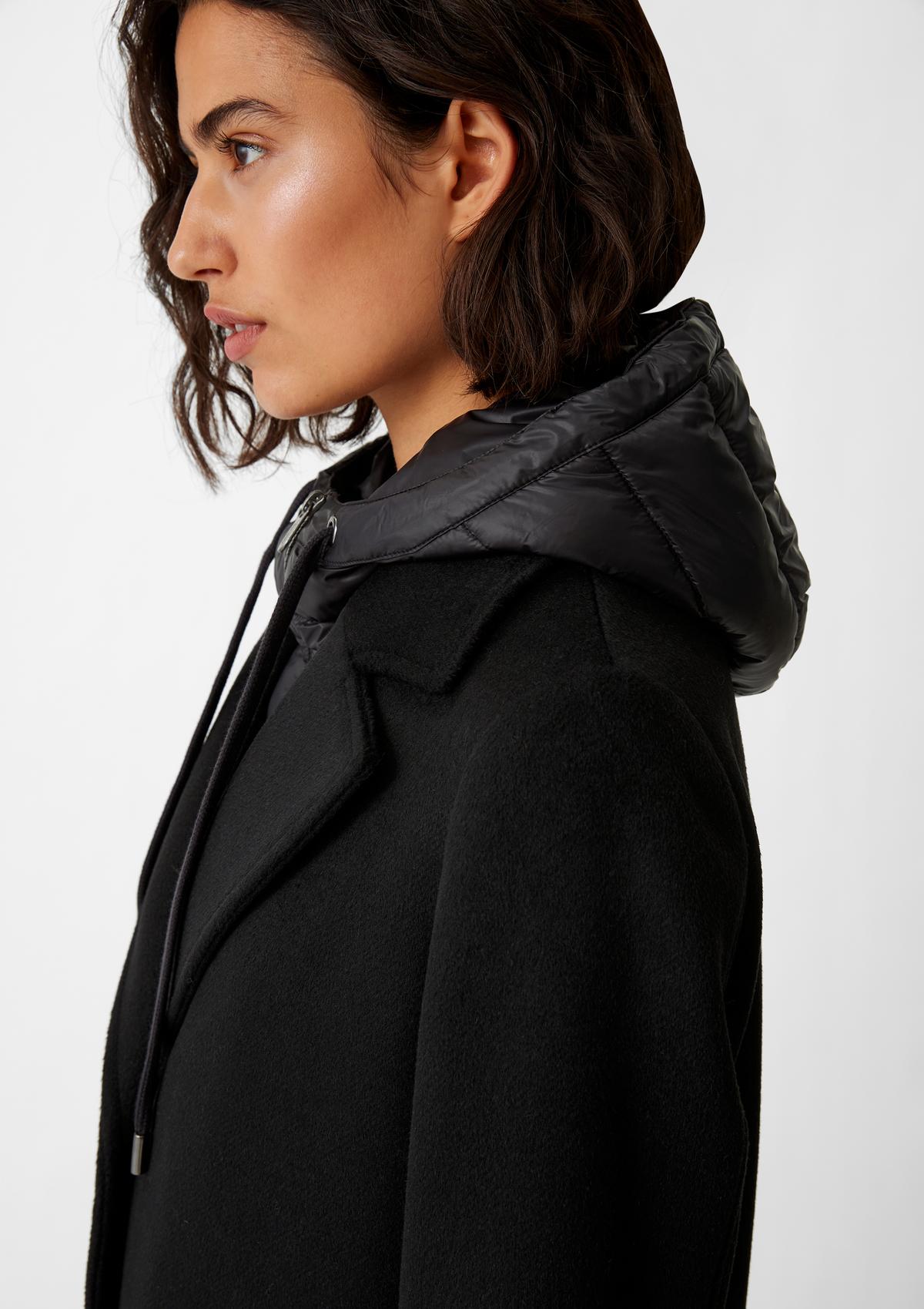 comma Coat with a removable insert