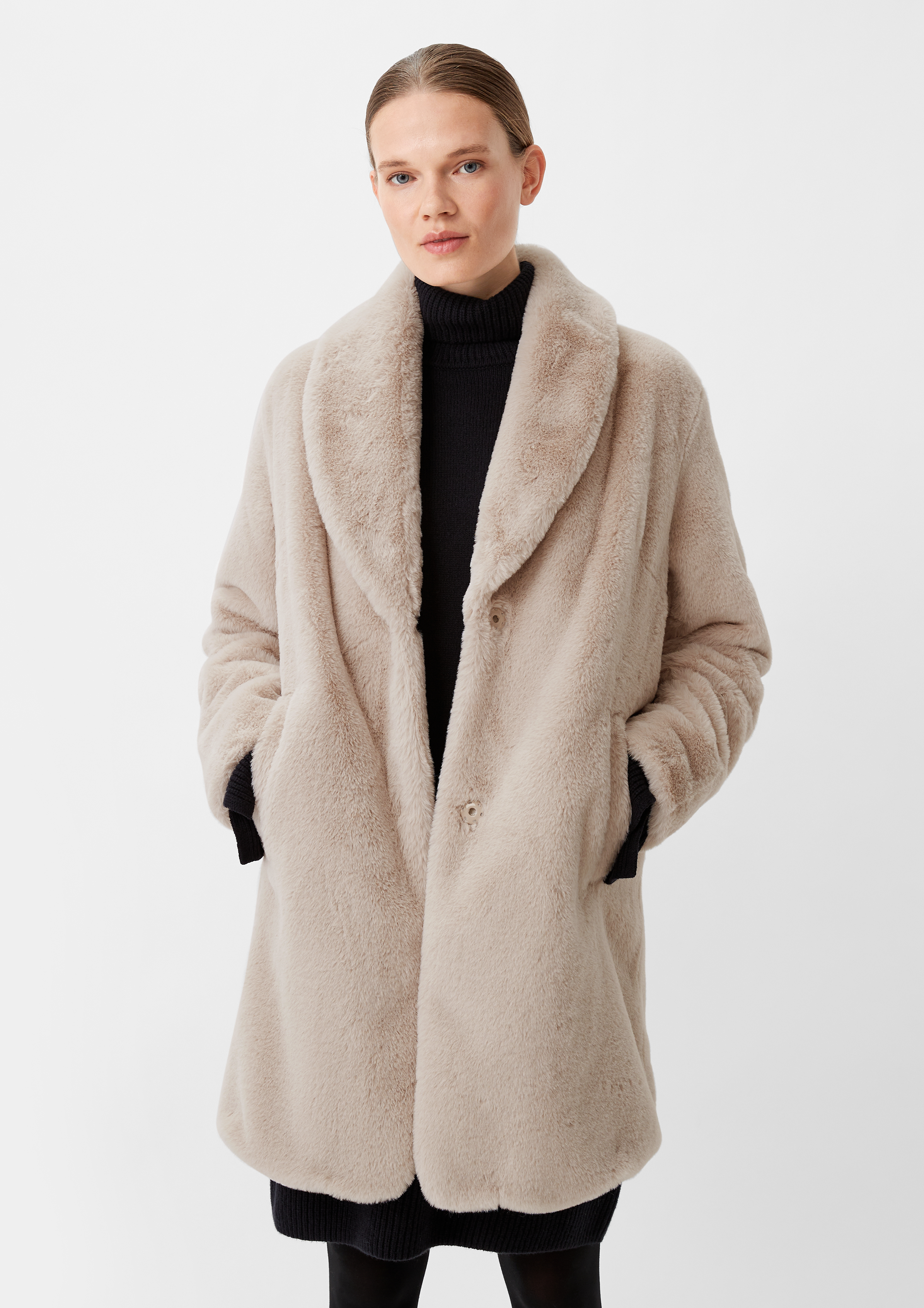 Long beige faux hot sale fur coat