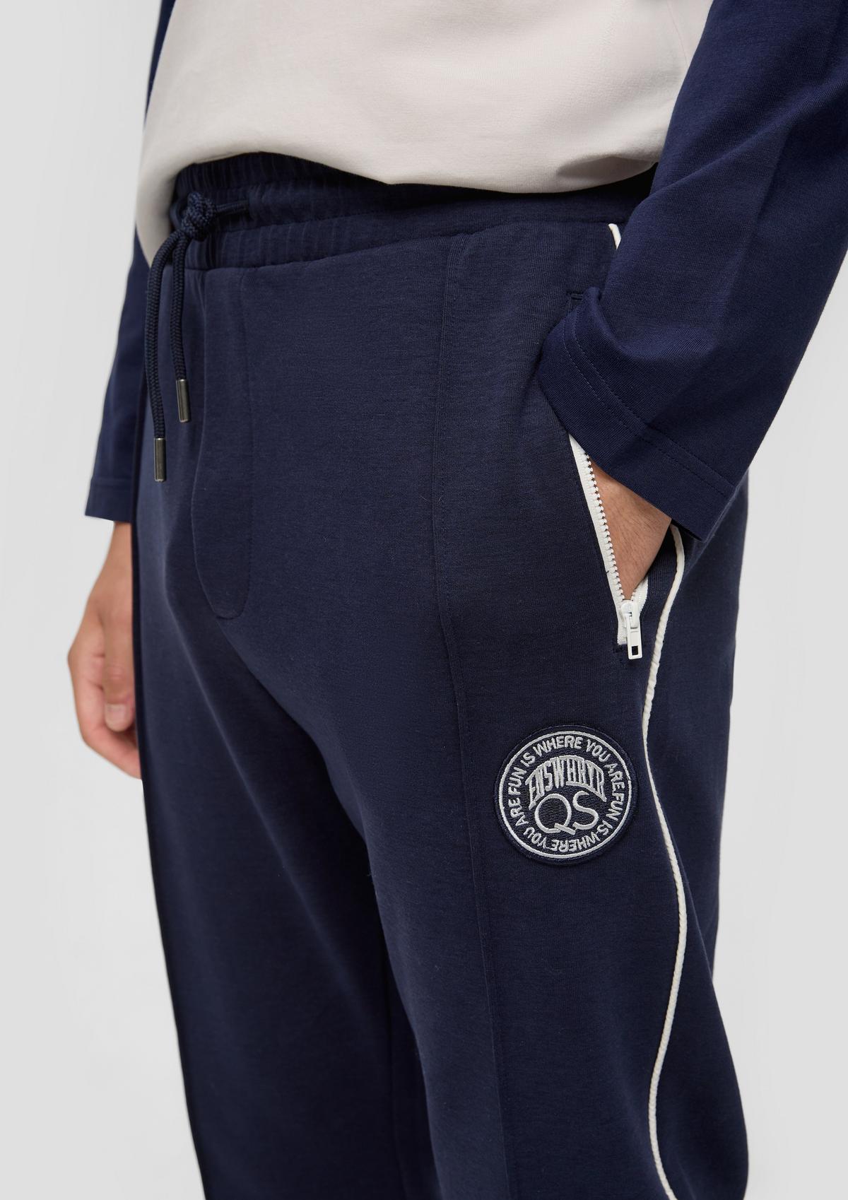 s.Oliver Regular fit: tracksuit bottoms with embroidery