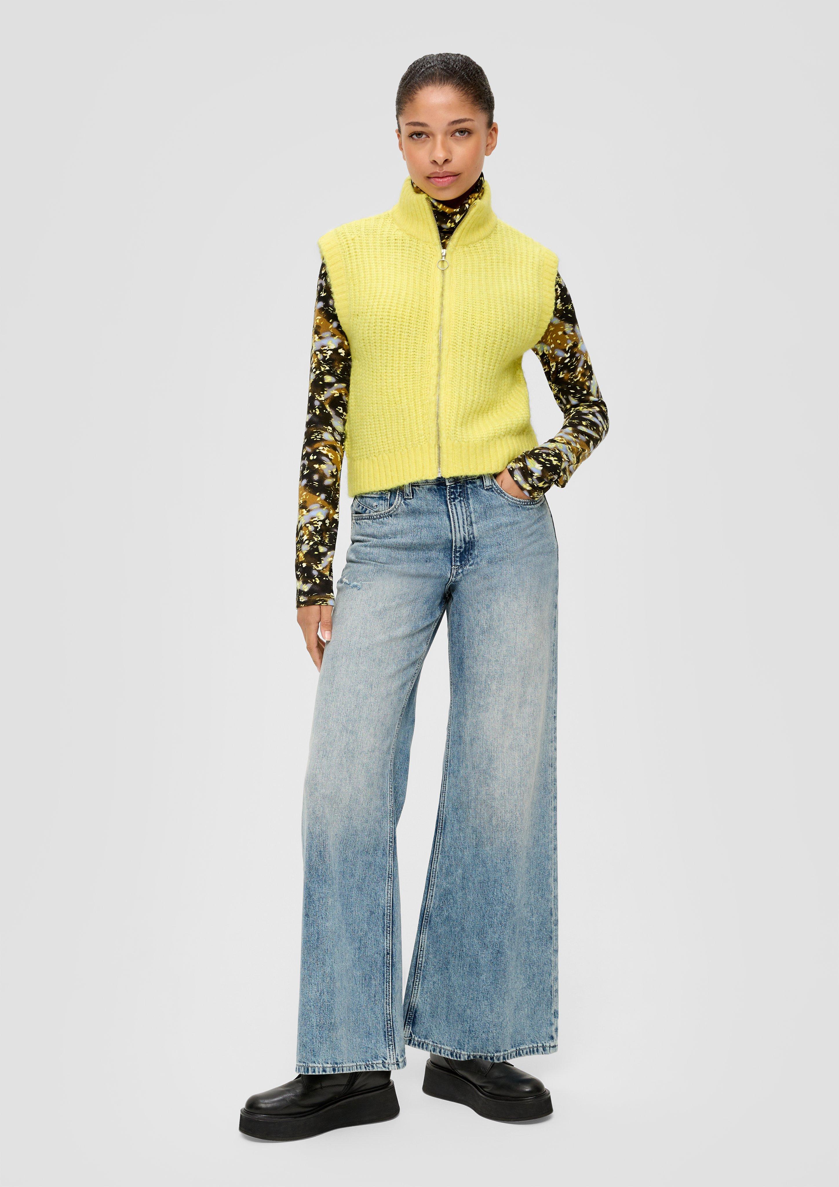 Sleeveless knitted jumper in 