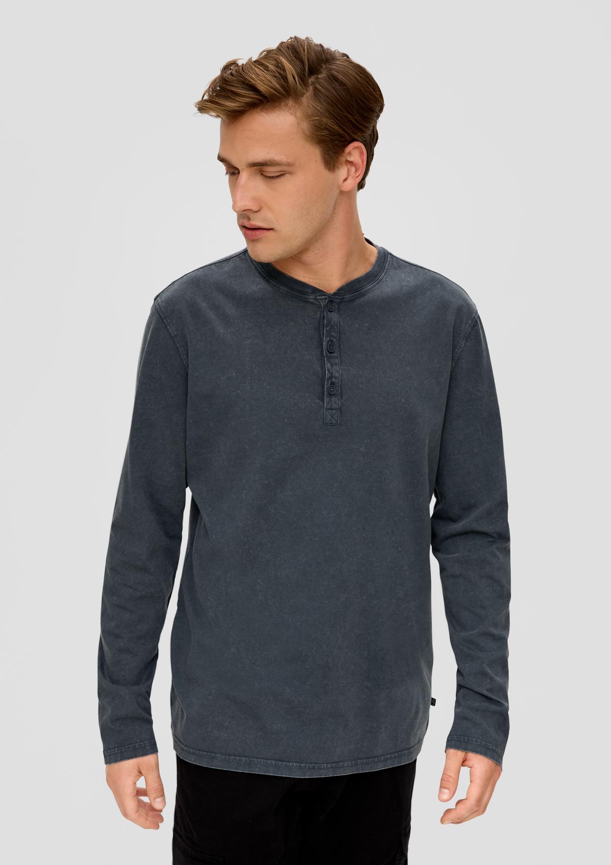 Long sleeve top with a Henley neckline