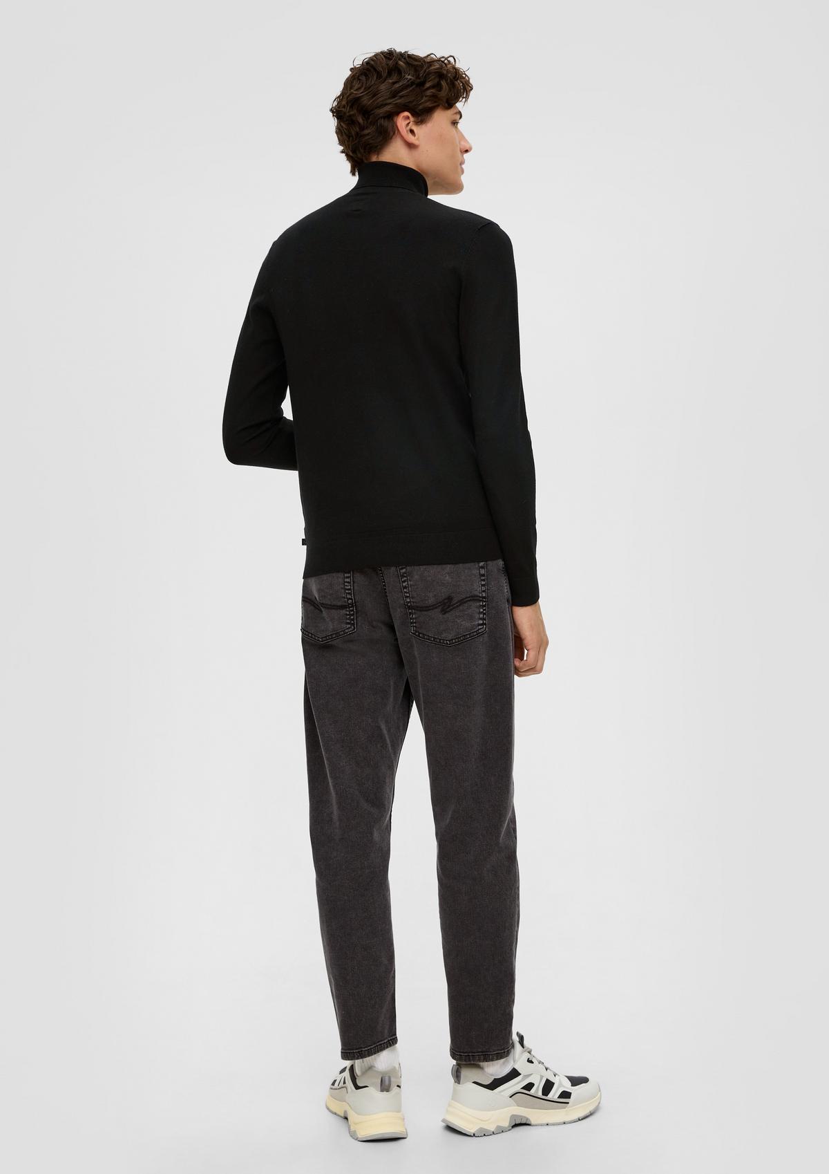 s.Oliver Knitted jumper with a turtleneck
