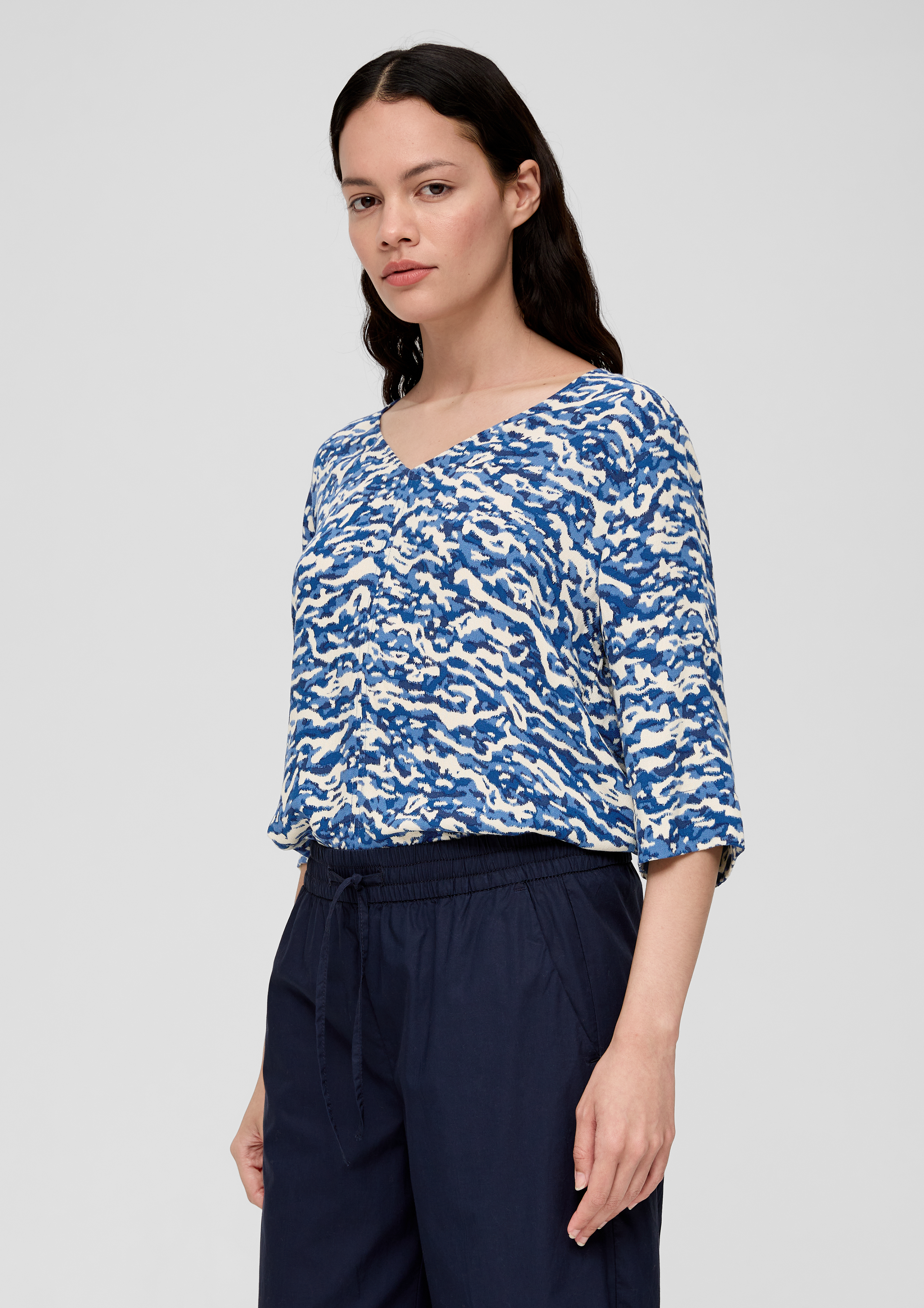 S.Oliver Viskose Shirt Damen - Lässiges Top Mit V-Ausschnitt Und überschnittenen Schultern