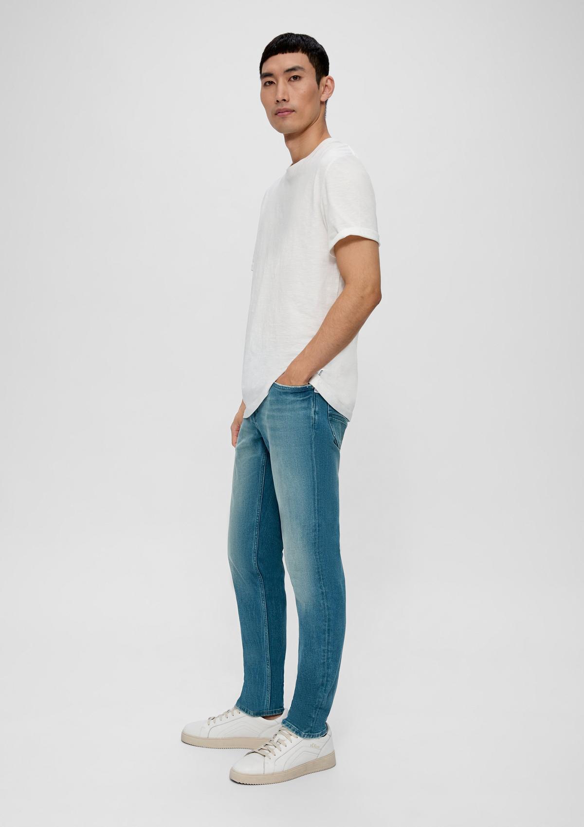 s.Oliver Jean Nelio / coupe Slim Fit / taille mi-haute / Slim Leg / coton stretch