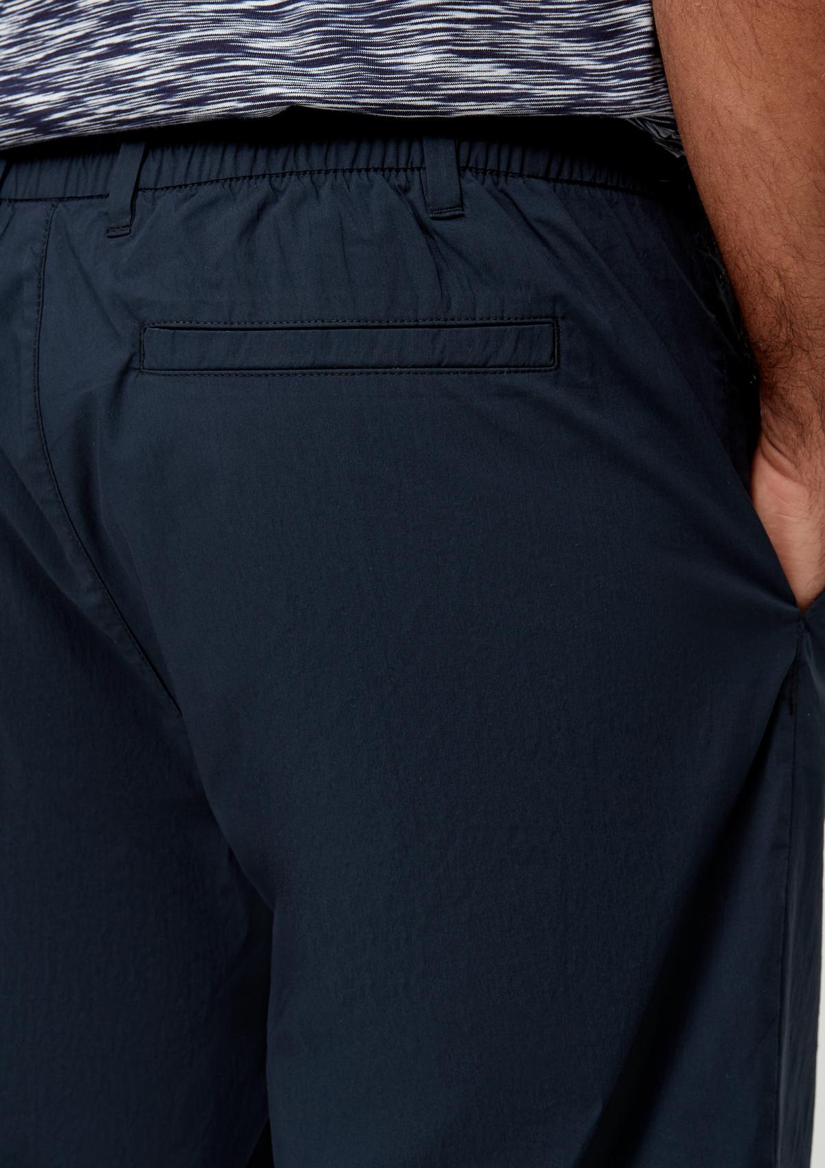Detroit: cloth shorts in a relaxed fit - navy | s.Oliver