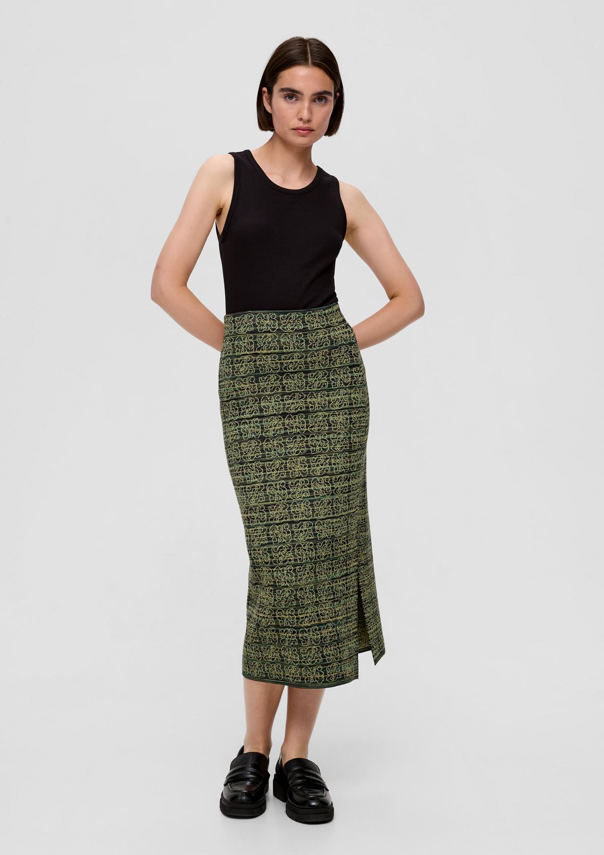 Skirt with a jacquard pattern