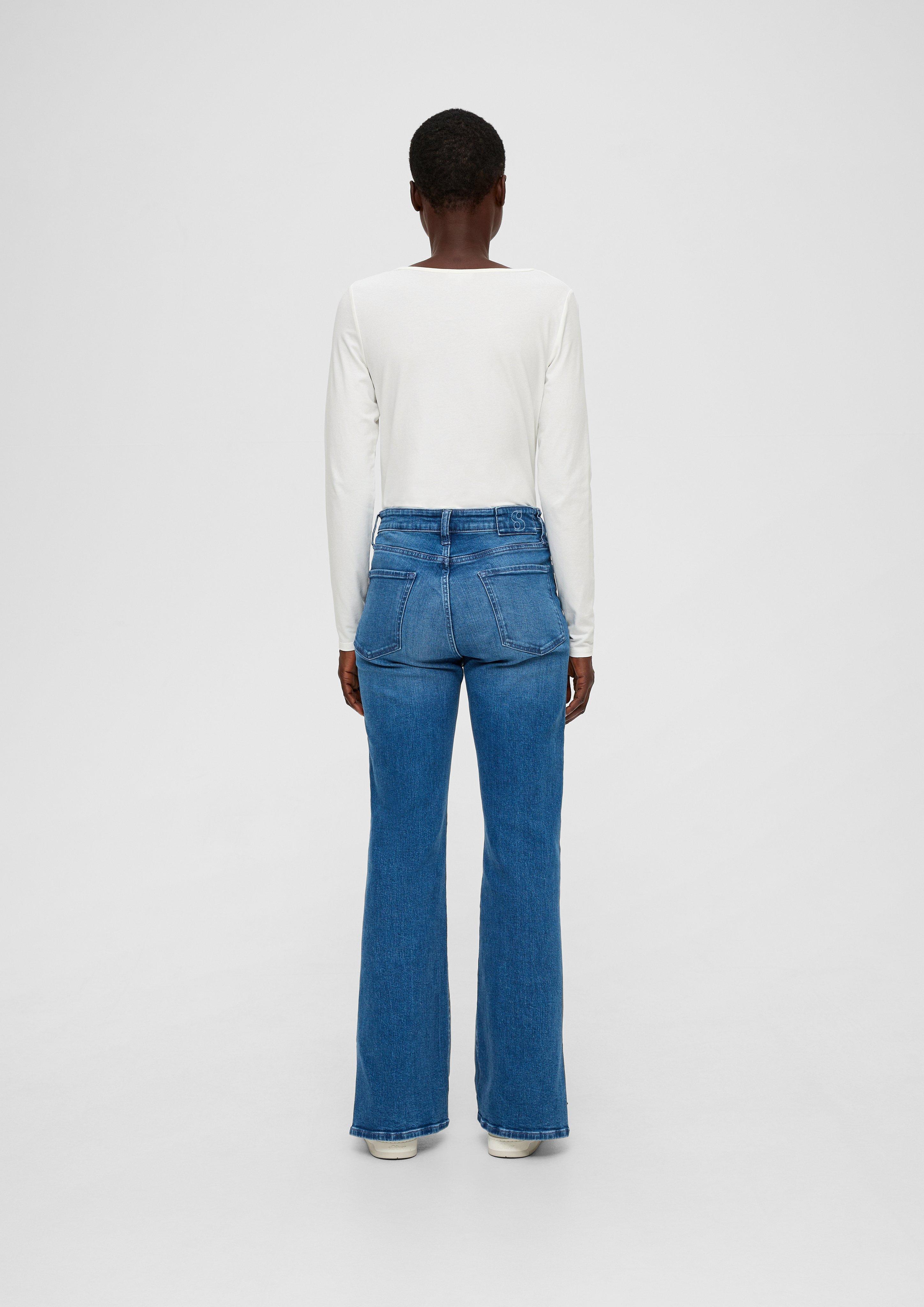 T-Shirt in 0210, 7210, 2074 & 5959