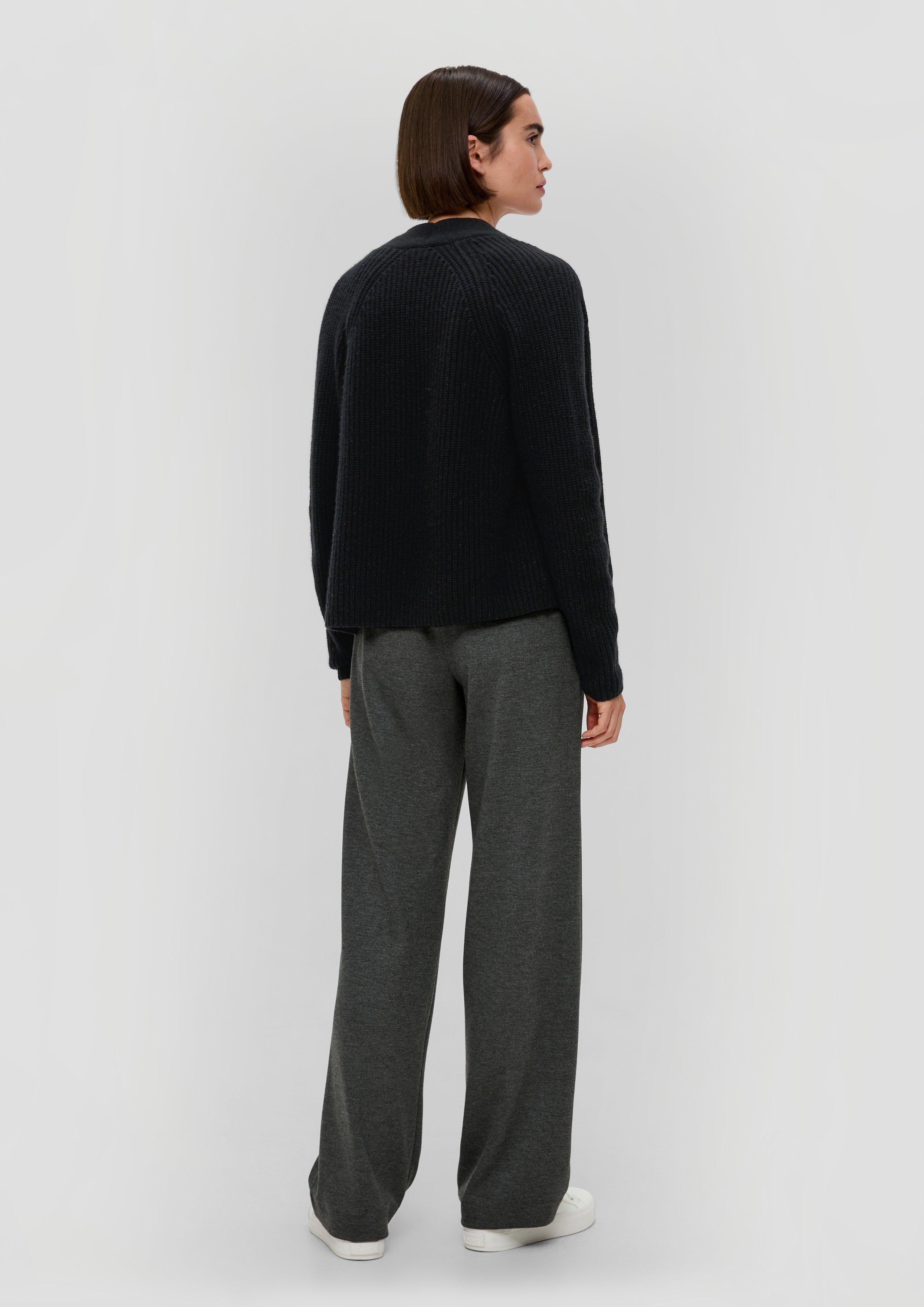 Cardigan in 9999, 0700 & 1803