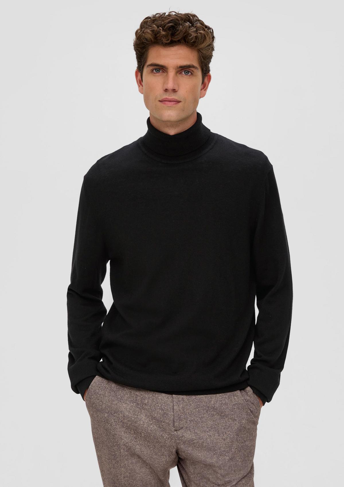 s.Oliver Polo neck jumper in a wool blend
